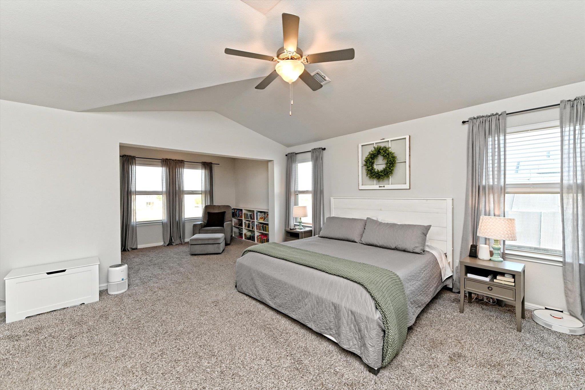 13604 Rosebud Isle, Manor, TX 78653