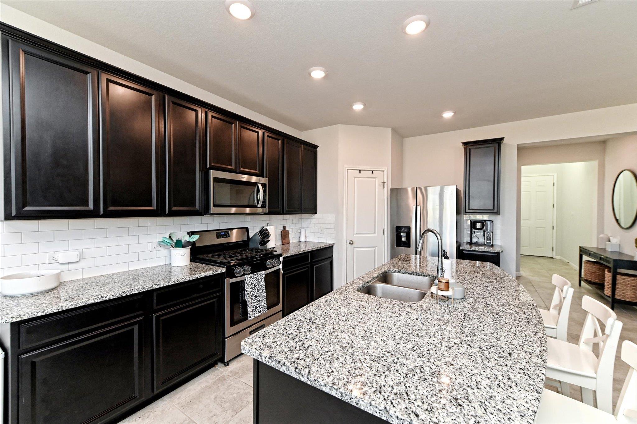 13604 Rosebud Isle, Manor, TX 78653