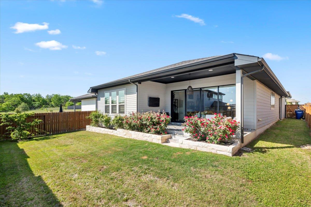 7905 Catbird Ln, Austin, TX 78744