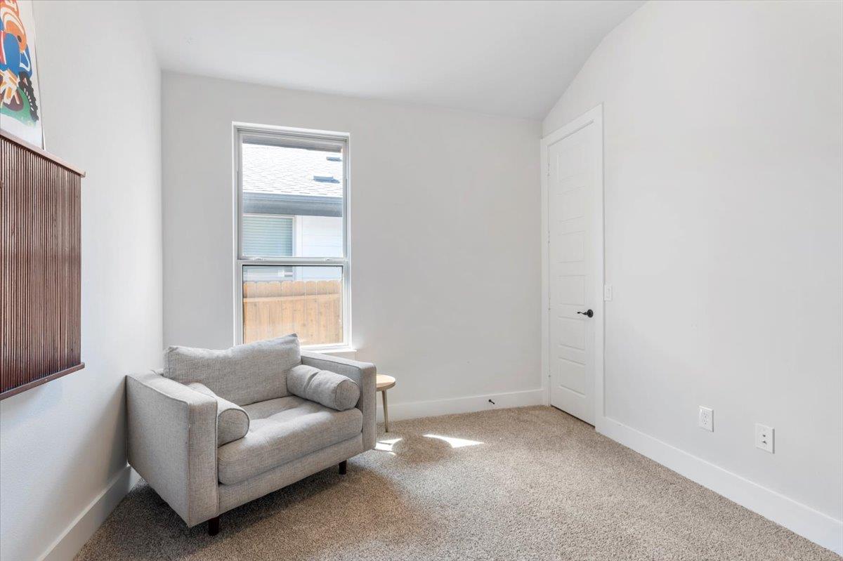 7905 Catbird Ln, Austin, TX 78744