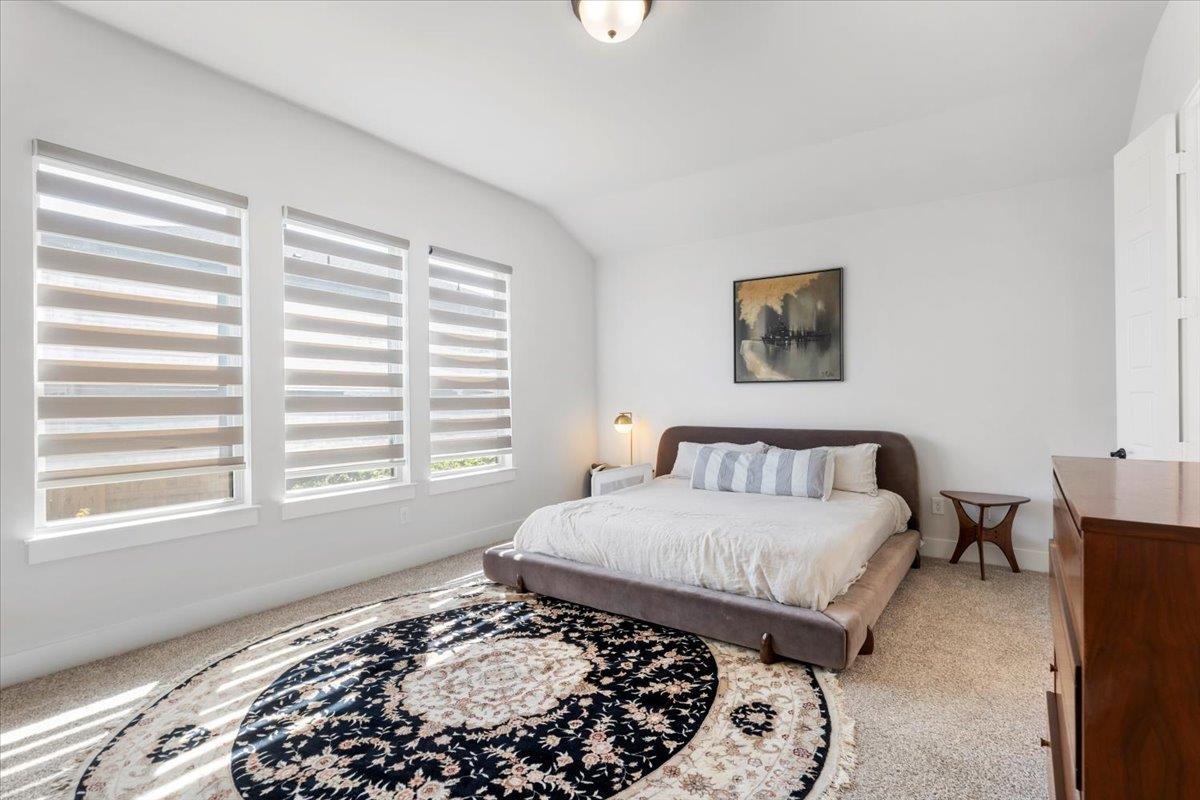 7905 Catbird Ln, Austin, TX 78744