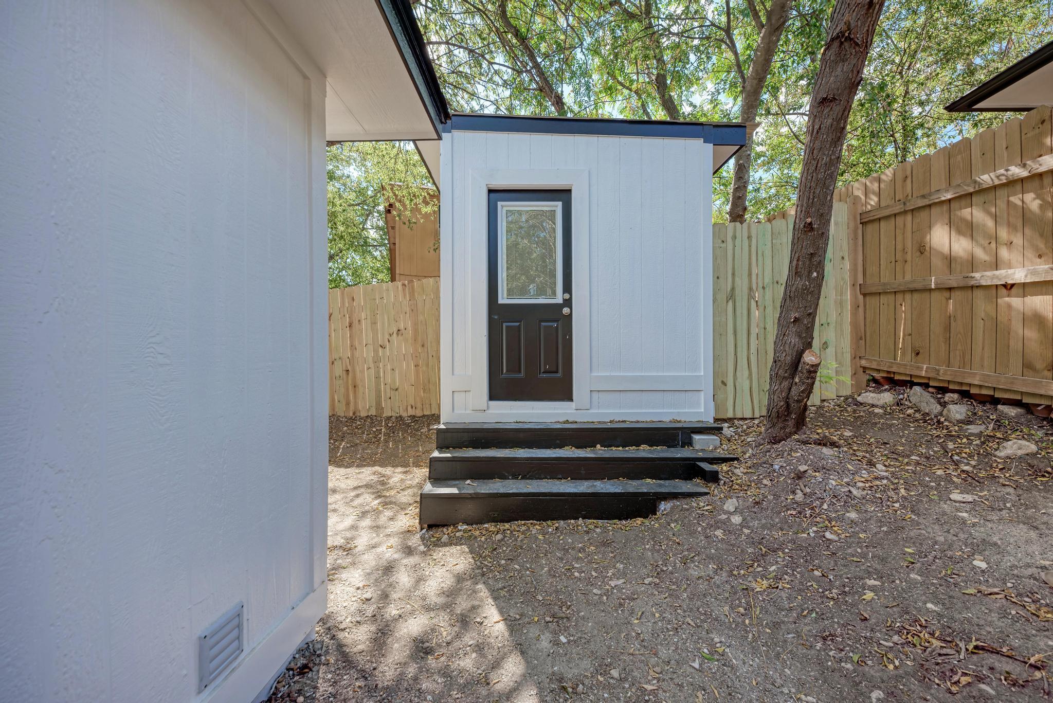 5805 Teri Rd, Austin, TX 78744