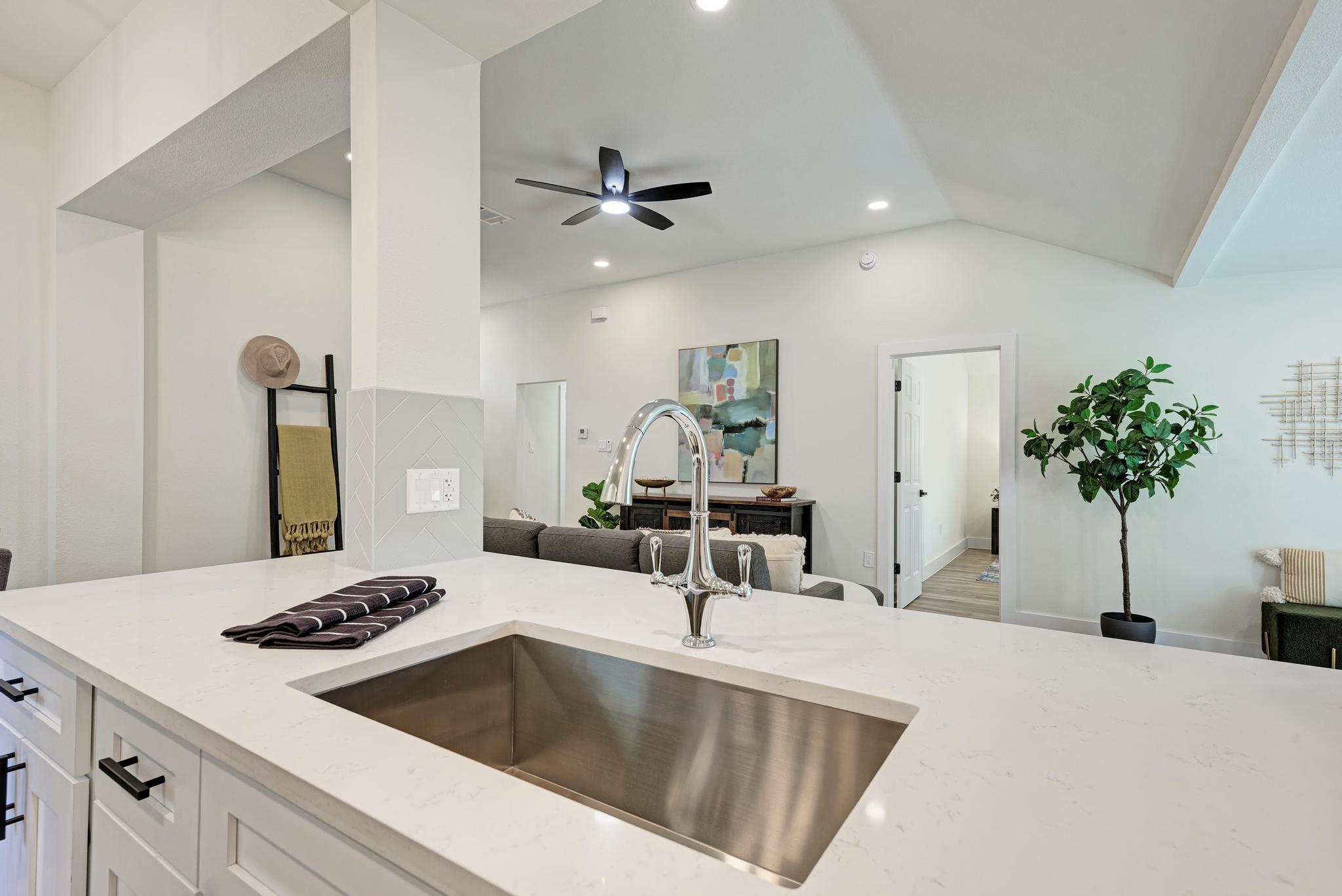 5805 Teri Rd, Austin, TX 78744