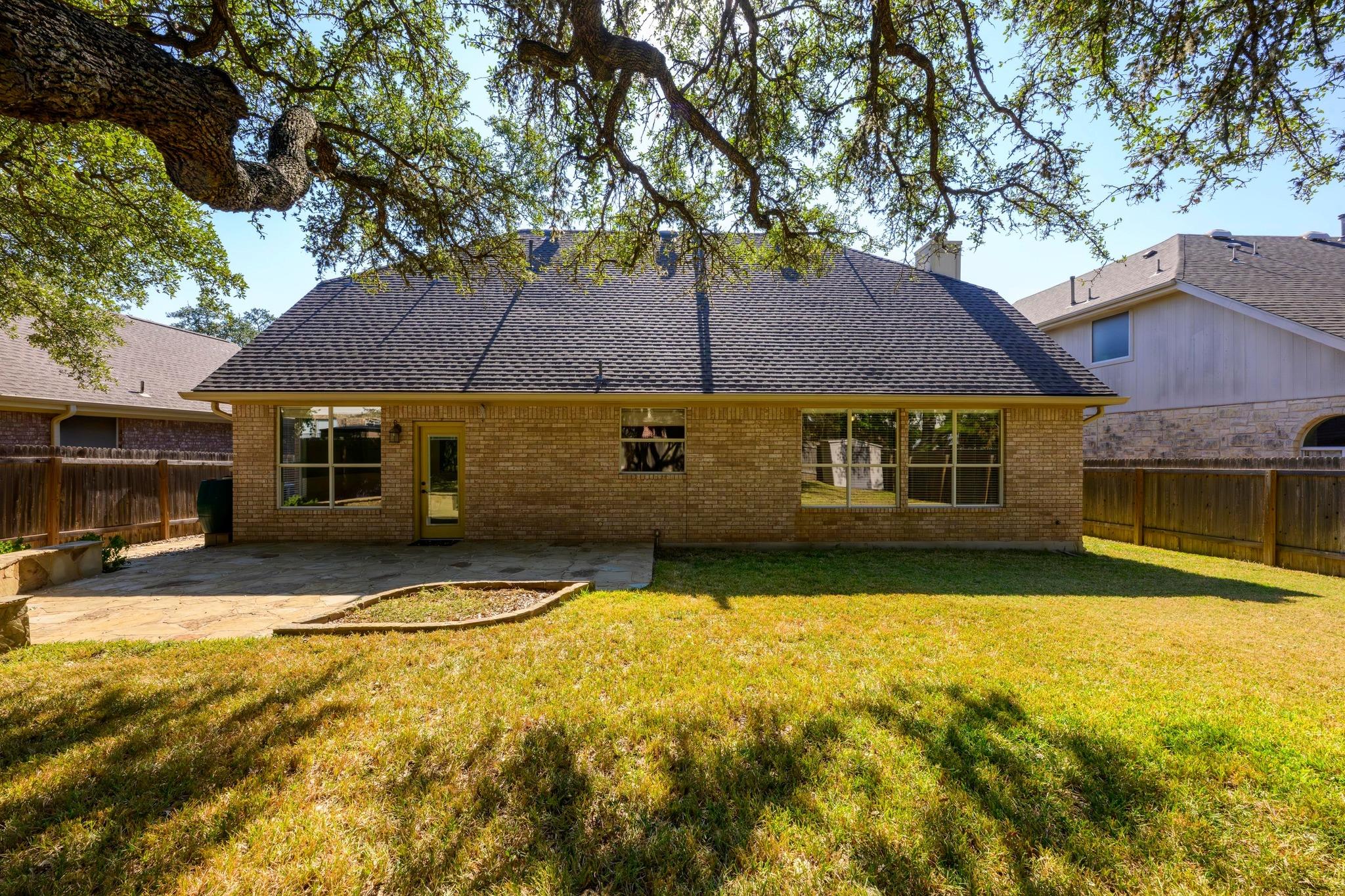 11116 Pebble Garden Ln, Austin, TX 78739