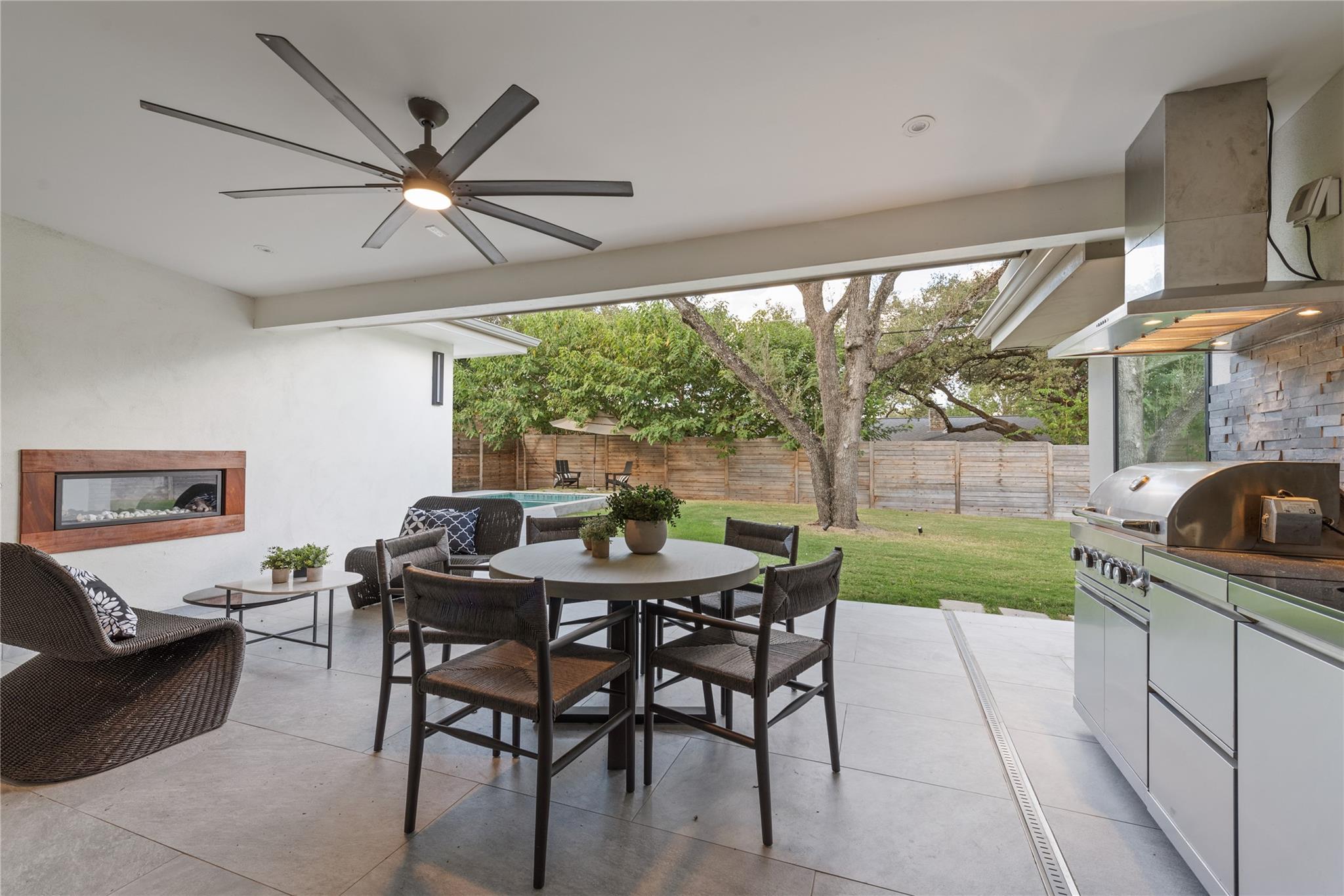 4000 Greystone Dr, Austin, TX 78731