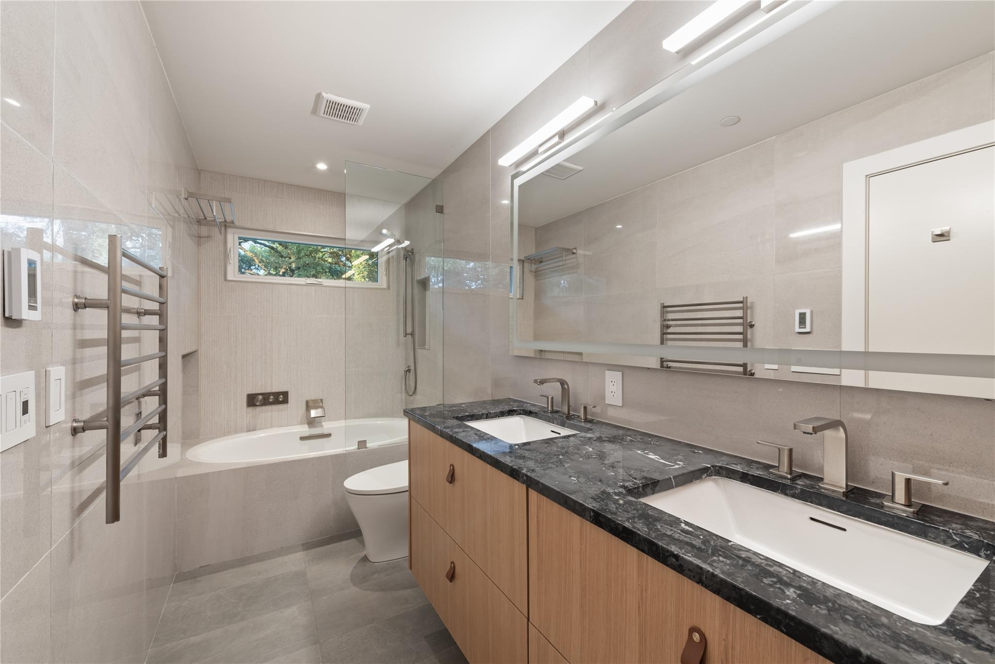 4000 Greystone Dr, Austin, TX 78731