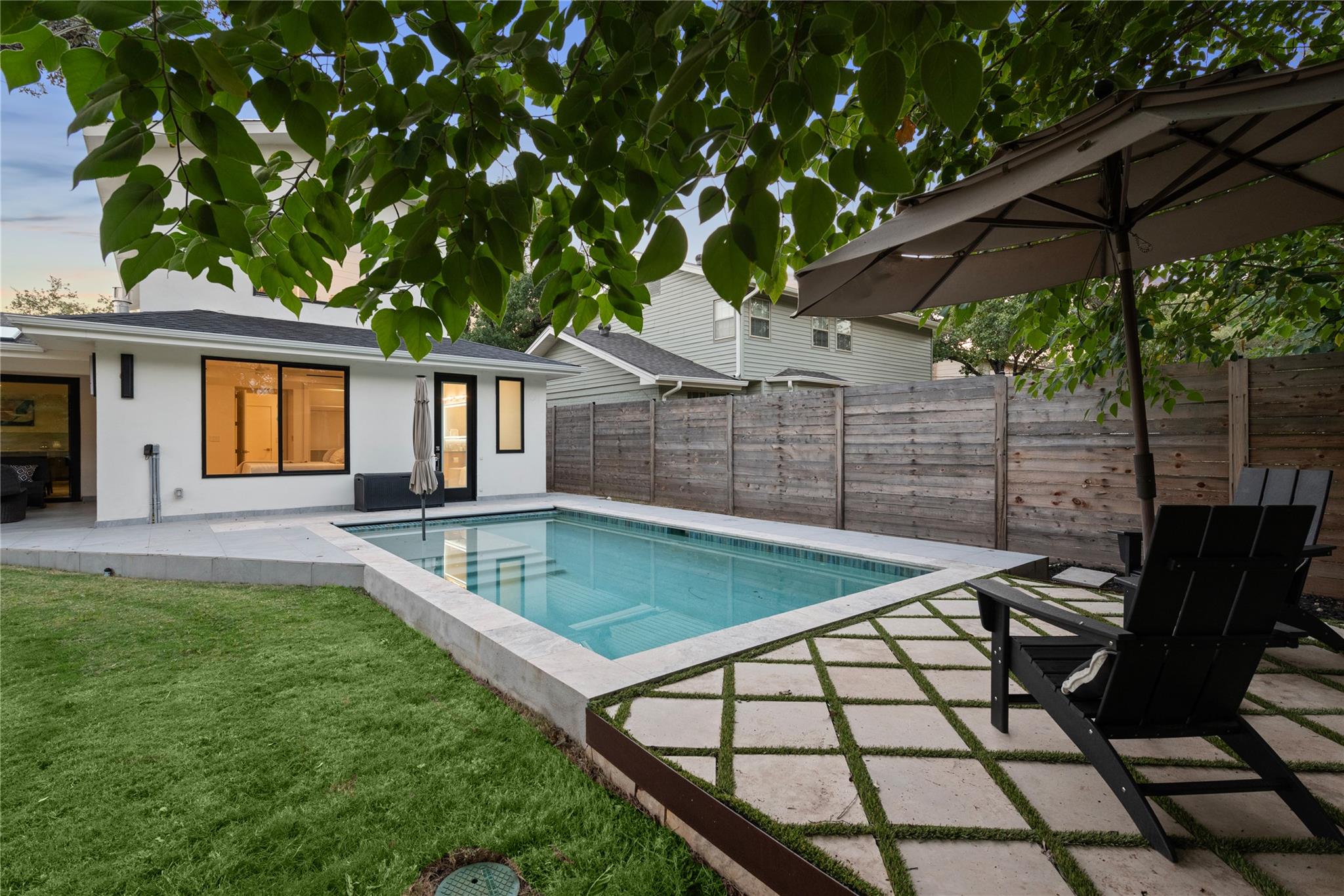 4000 Greystone Dr, Austin, TX 78731