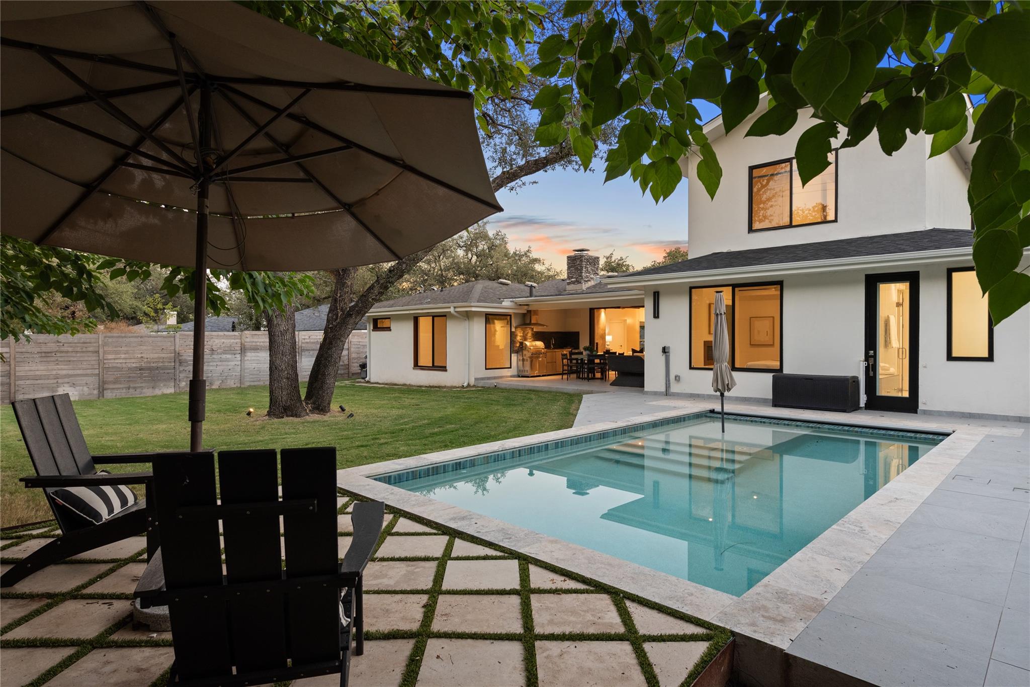 4000 Greystone Dr, Austin, TX 78731