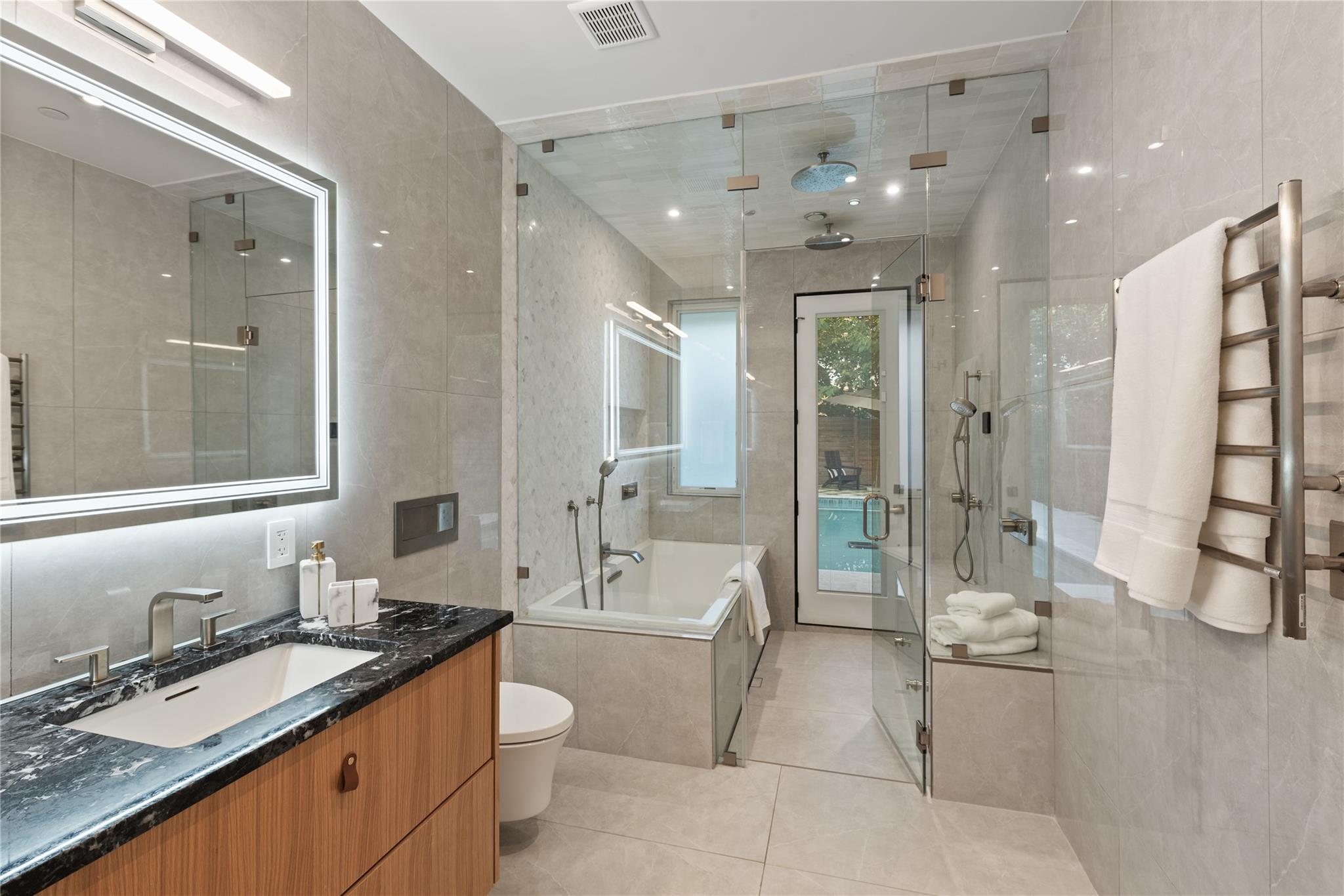 4000 Greystone Dr, Austin, TX 78731