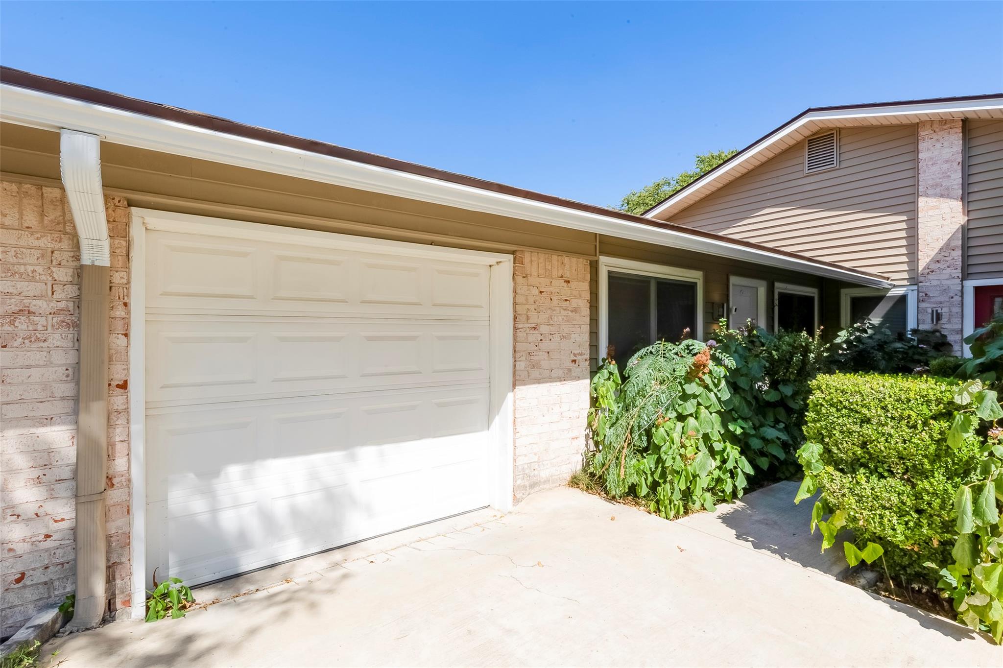 1204 Woodfield Dr # B, Austin, TX 78758