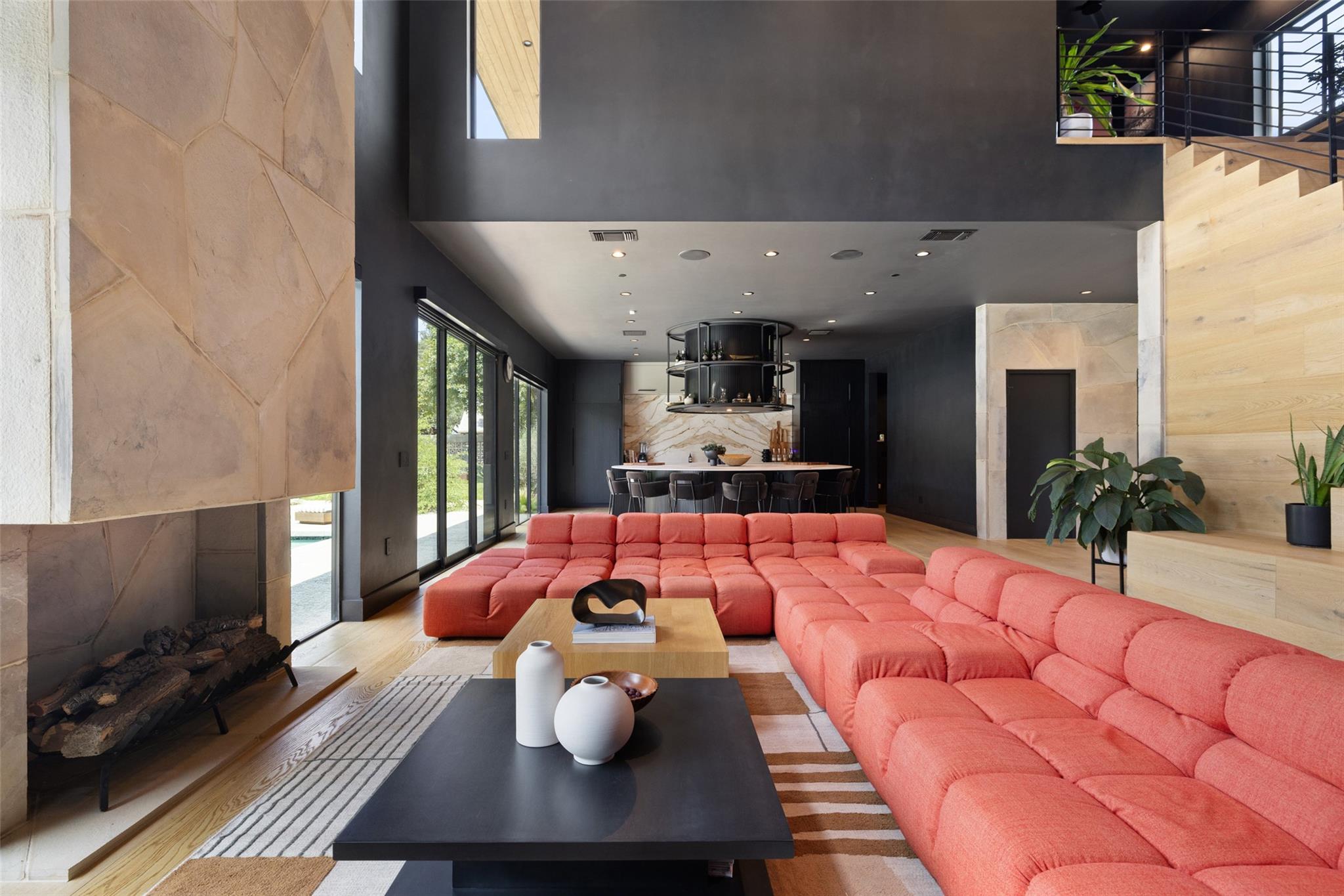 204 Westbrook Dr, Austin, TX 78746