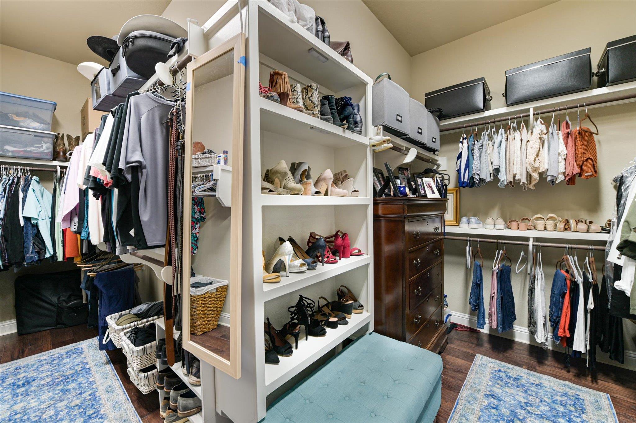 209 Majestic Arroyo Way, Austin, TX 78738