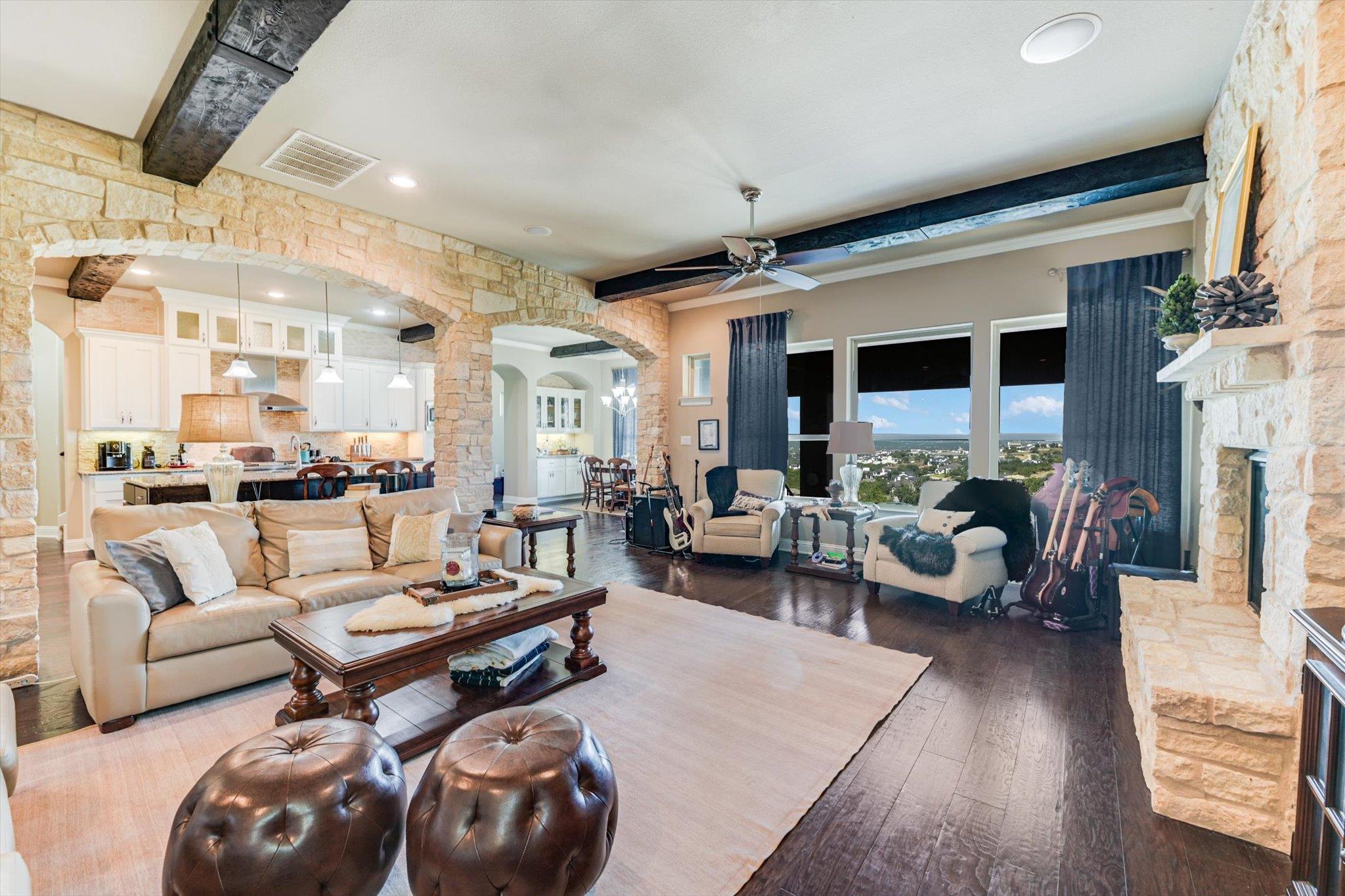 209 Majestic Arroyo Way, Austin, TX 78738