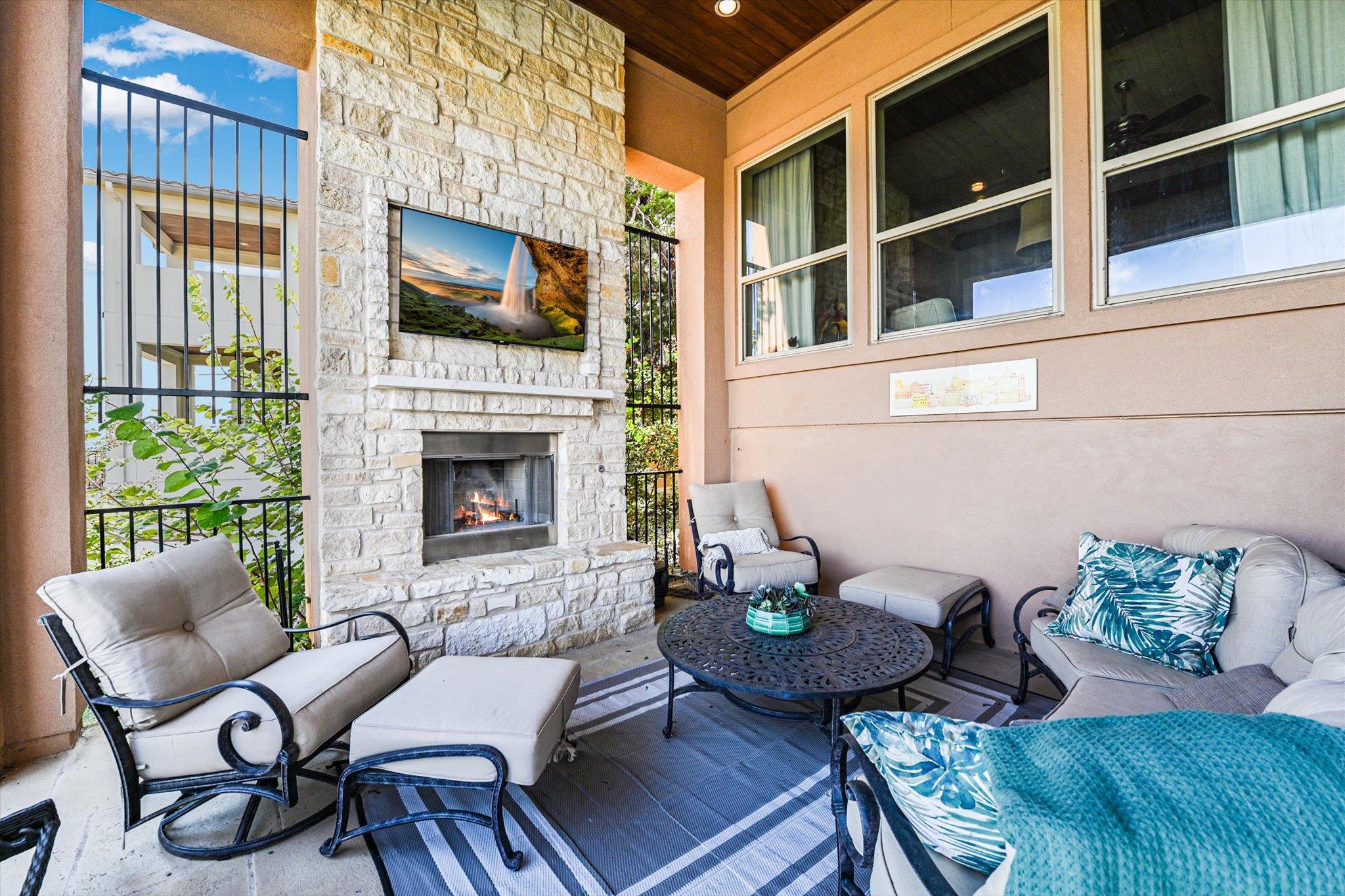 209 Majestic Arroyo Way, Austin, TX 78738