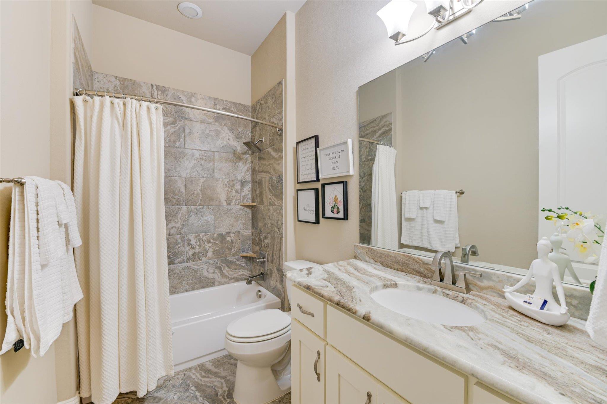 209 Majestic Arroyo Way, Austin, TX 78738