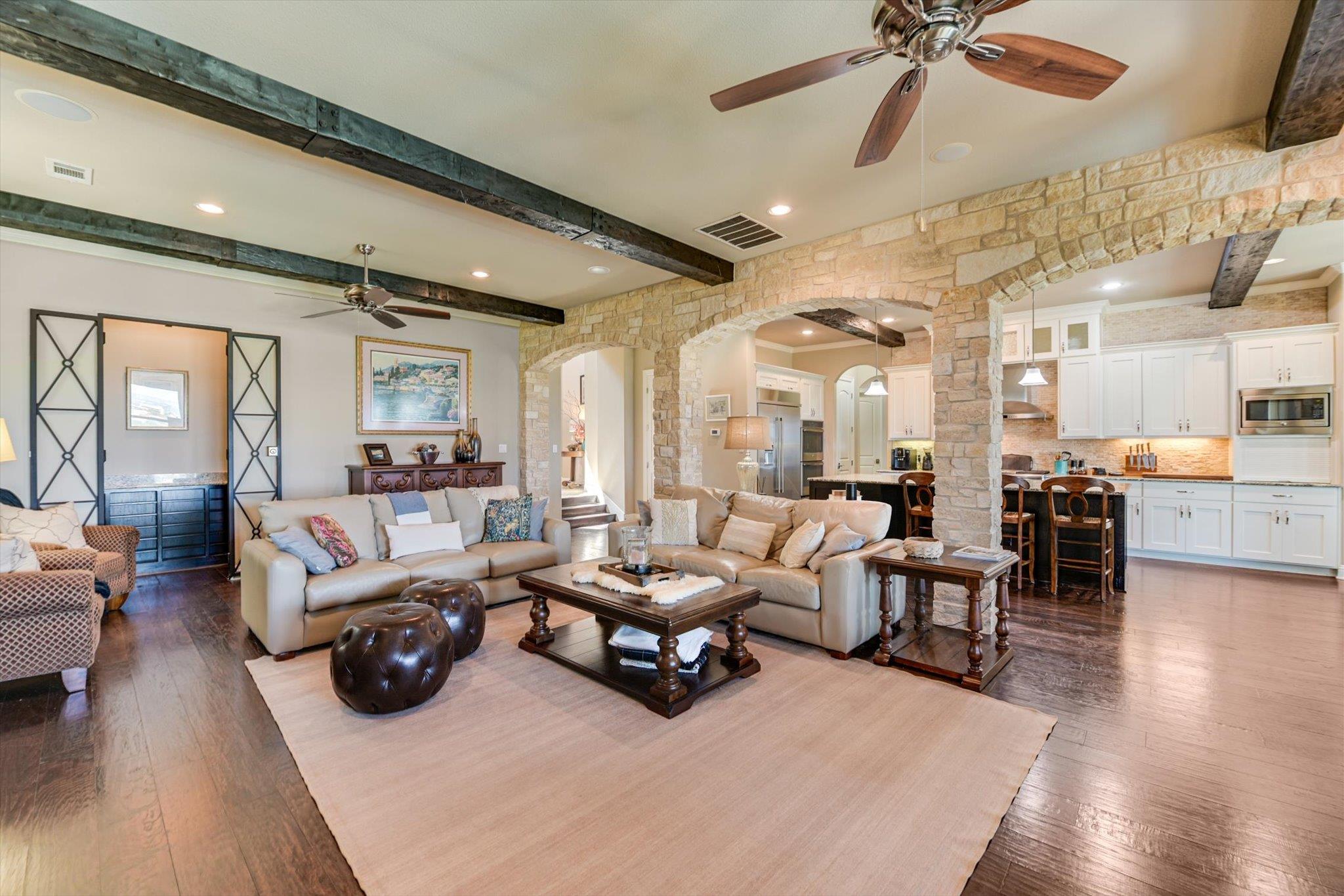 209 Majestic Arroyo Way, Austin, TX 78738