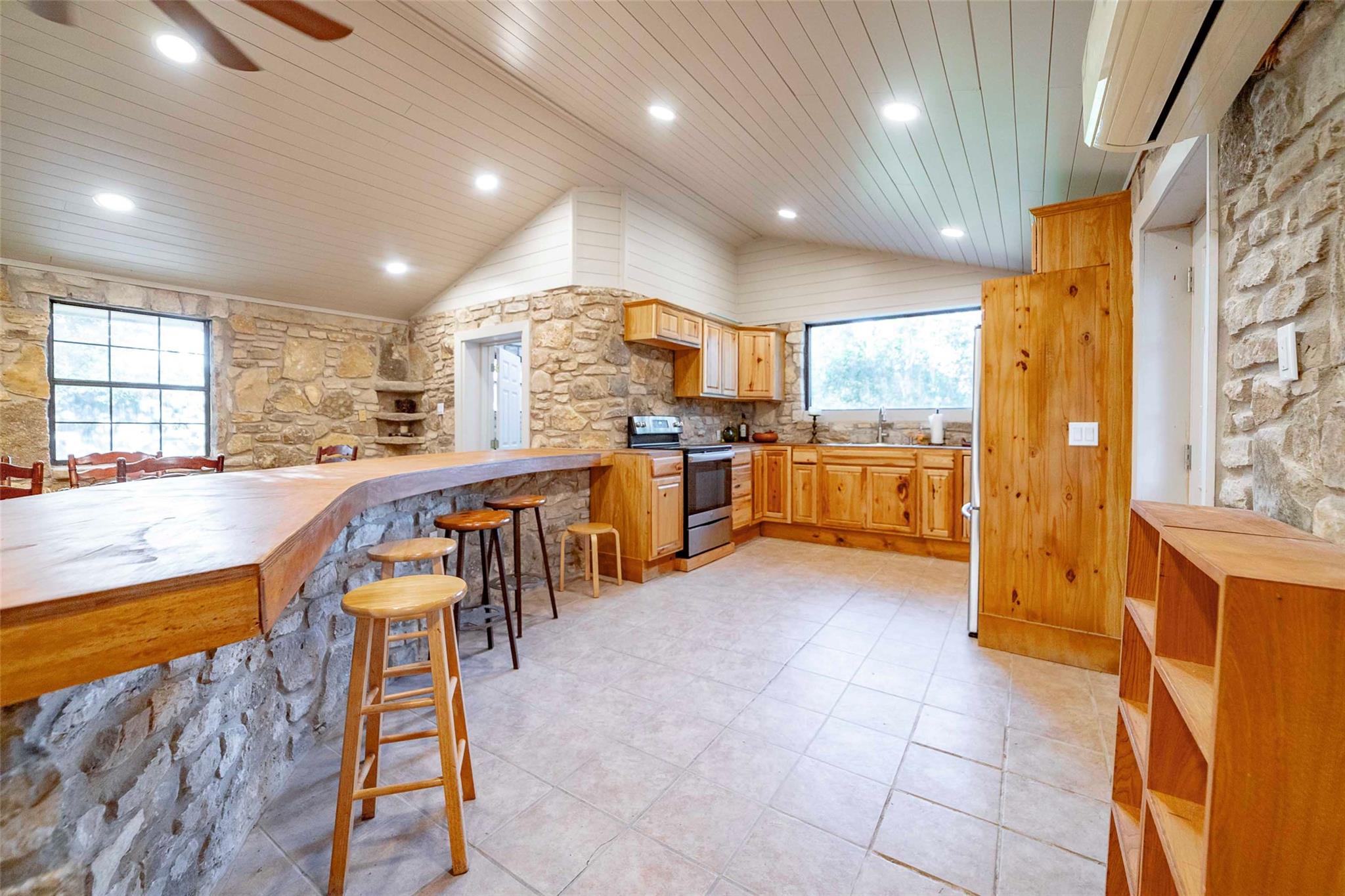 6415 County Road 3420, Lampasas, TX 76550