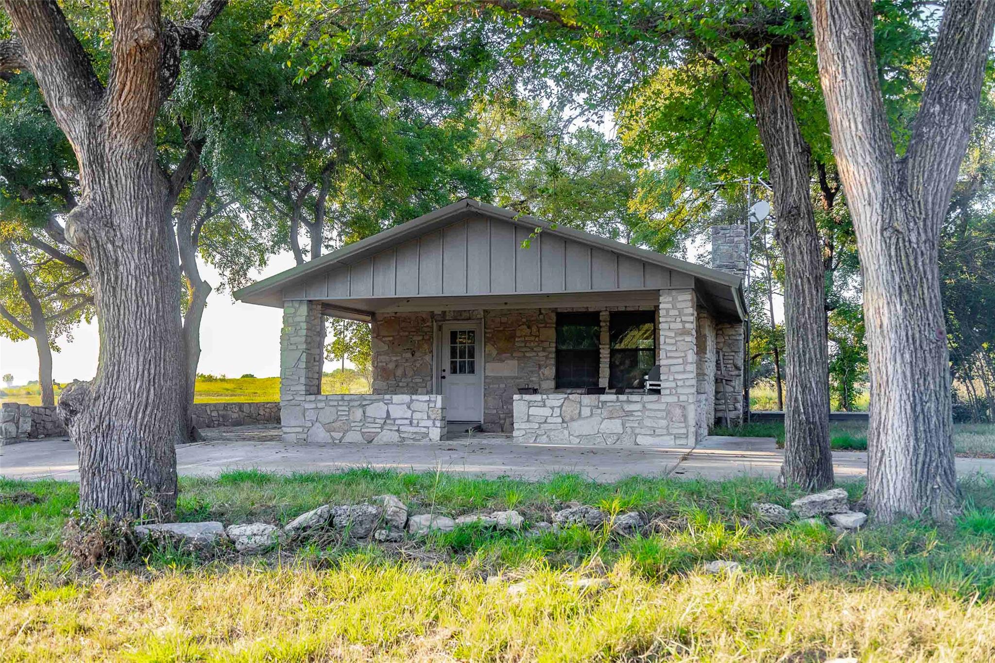 6415 County Road 3420, Lampasas, TX 76550