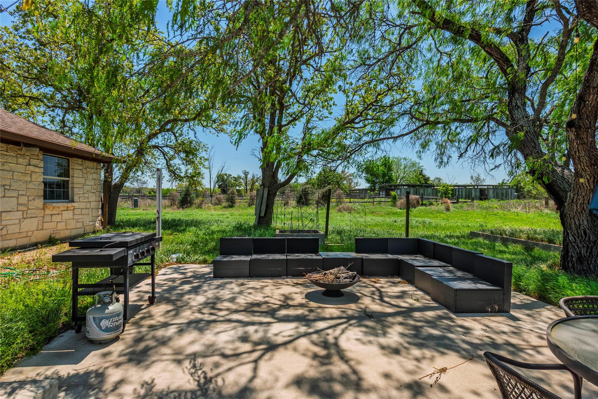 358 Easley Rd, Smithville, TX 78957