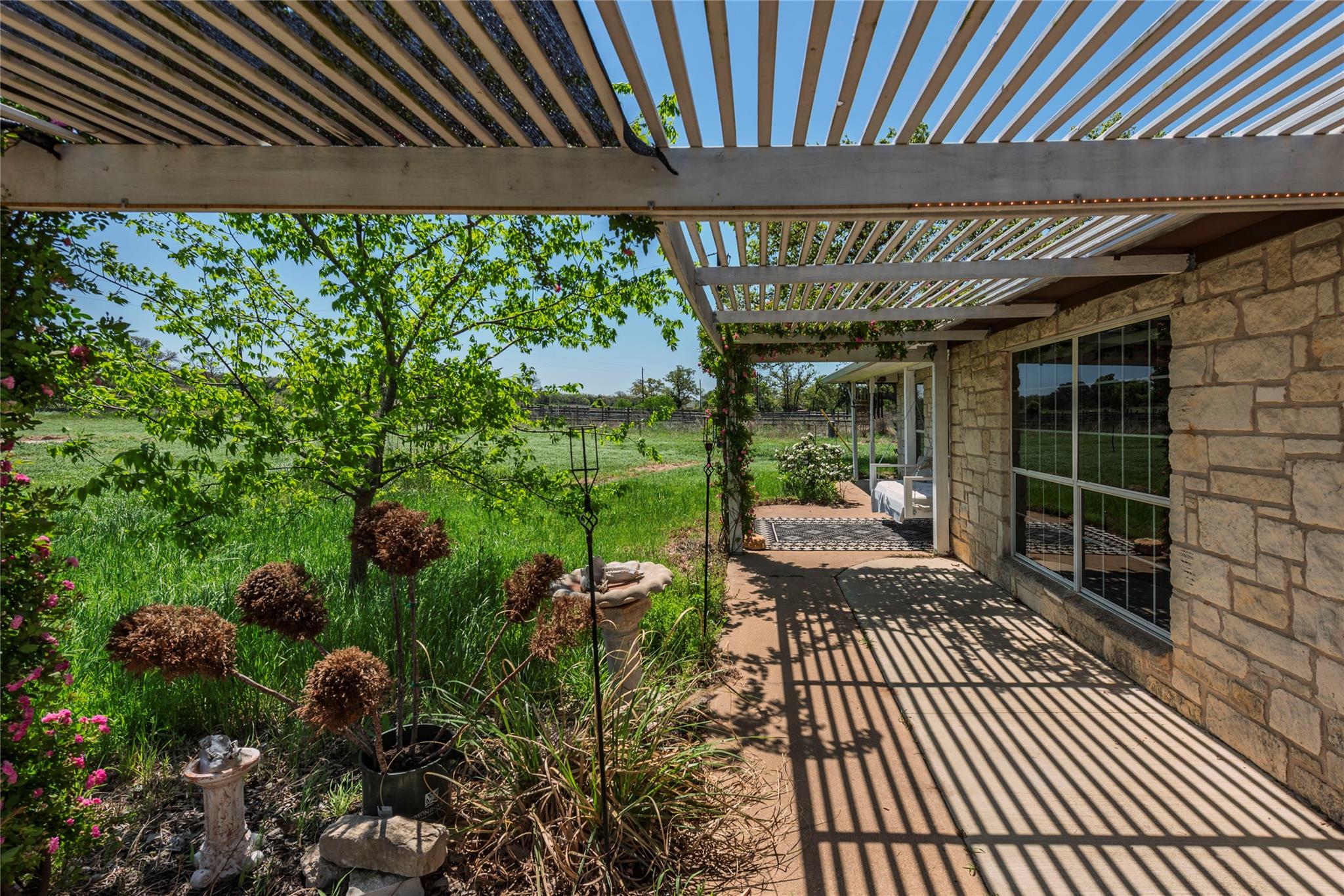 358 Easley Rd, Smithville, TX 78957