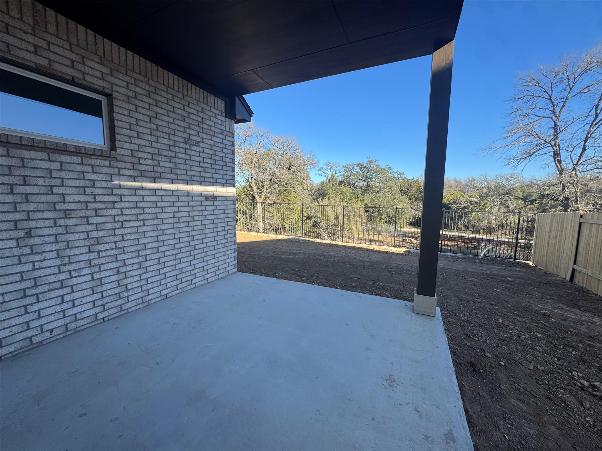310 San Saba Dr, Buda, TX 78610