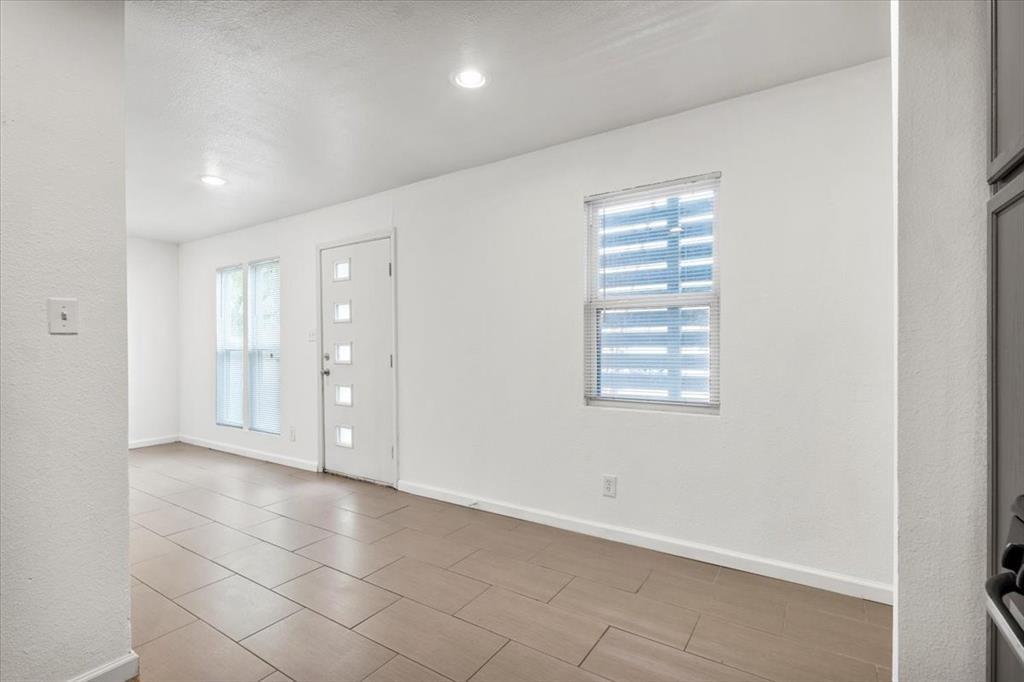 3464 Willowrun Dr # B, Austin, TX 78704