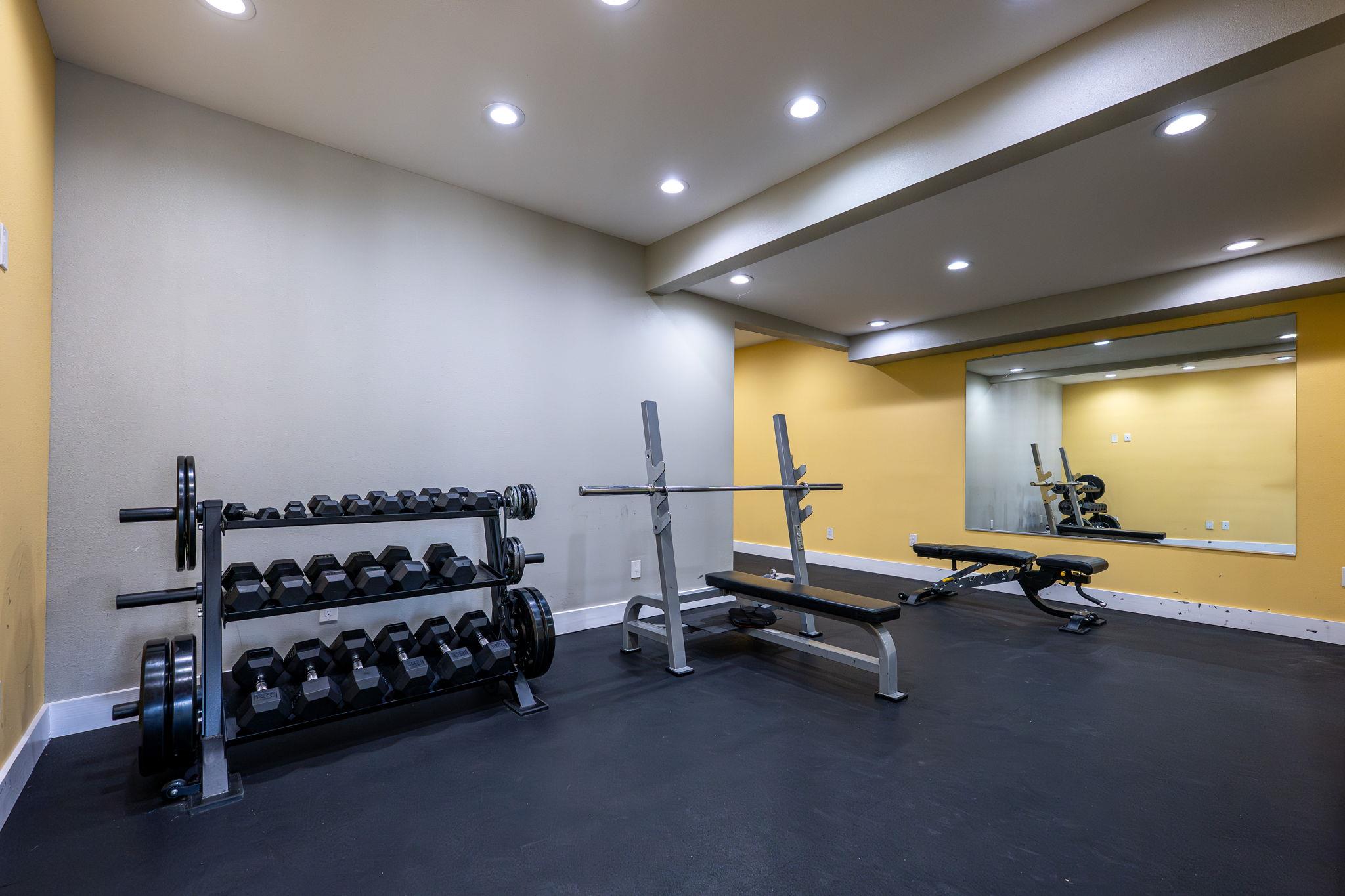 935 La Posada Dr # 156, Austin, TX 78752