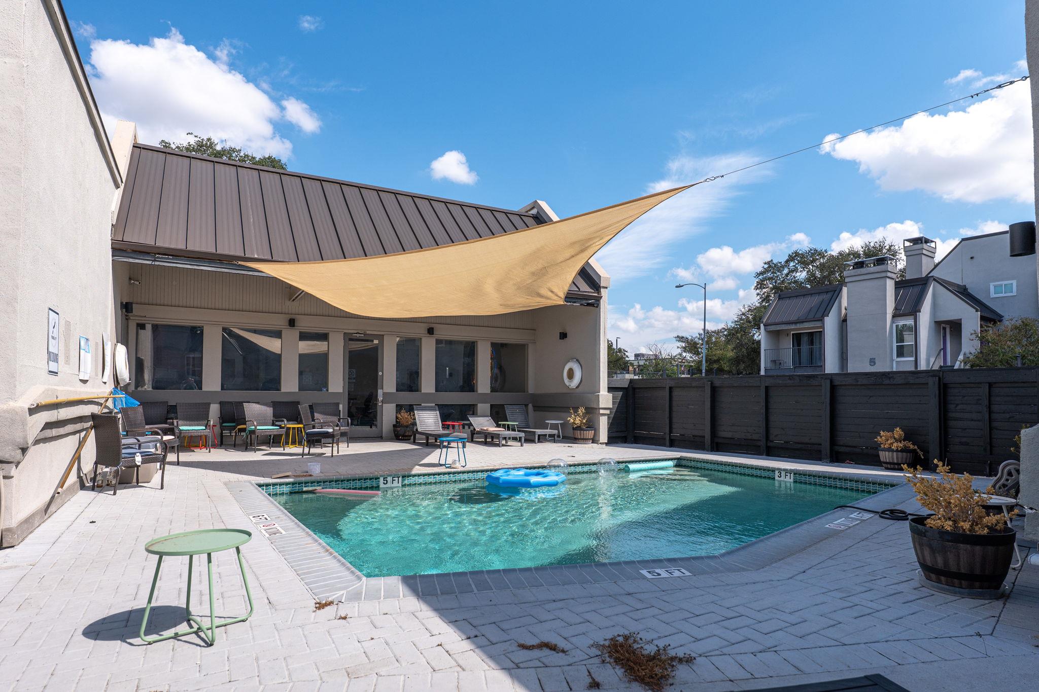 935 La Posada Dr # 156, Austin, TX 78752