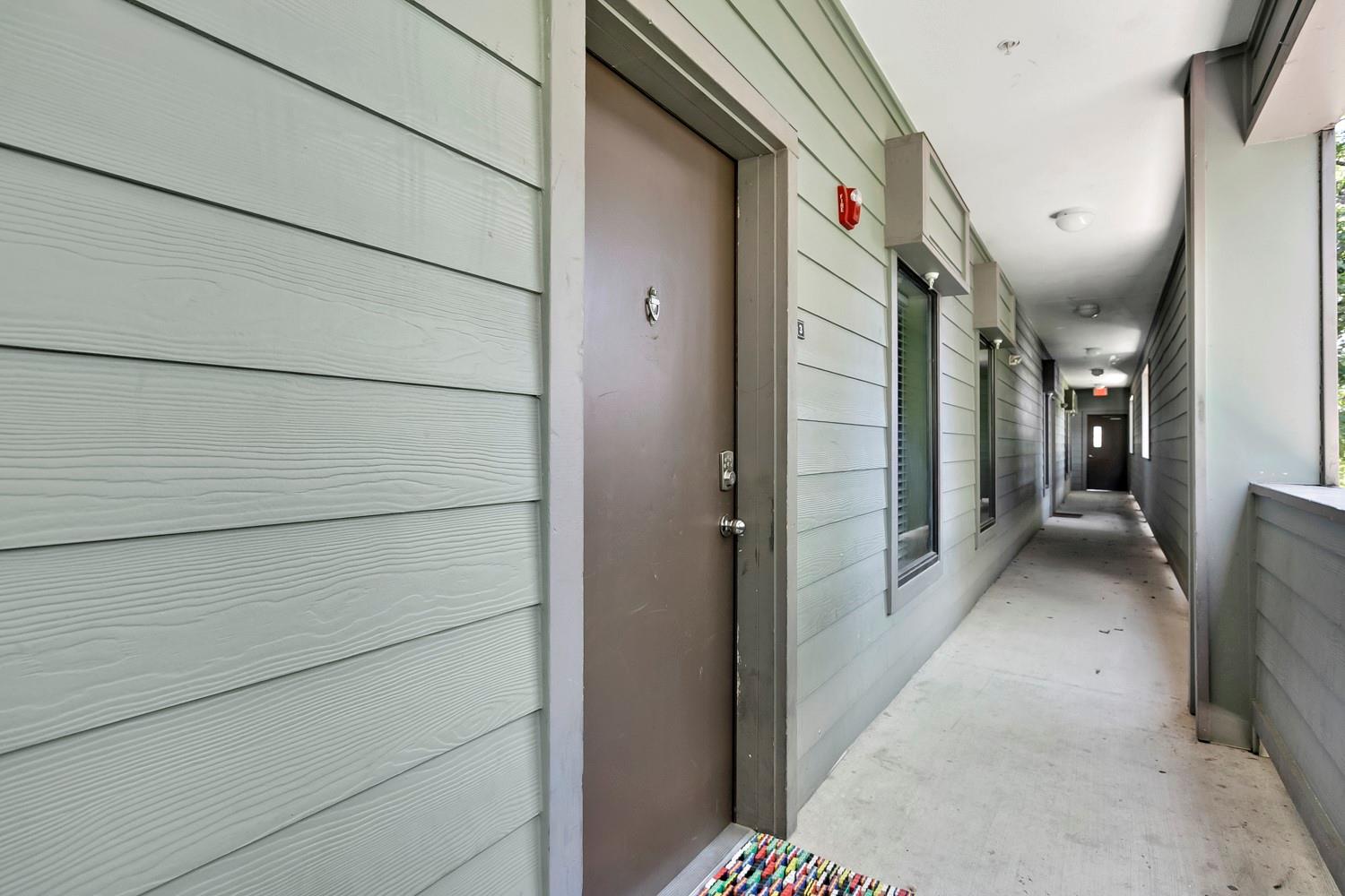 304 E 30th St # 3, Austin, TX 78705