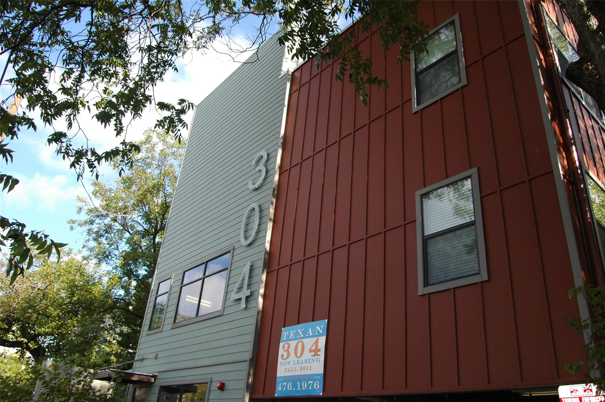 304 E 30th St # 3, Austin, TX 78705