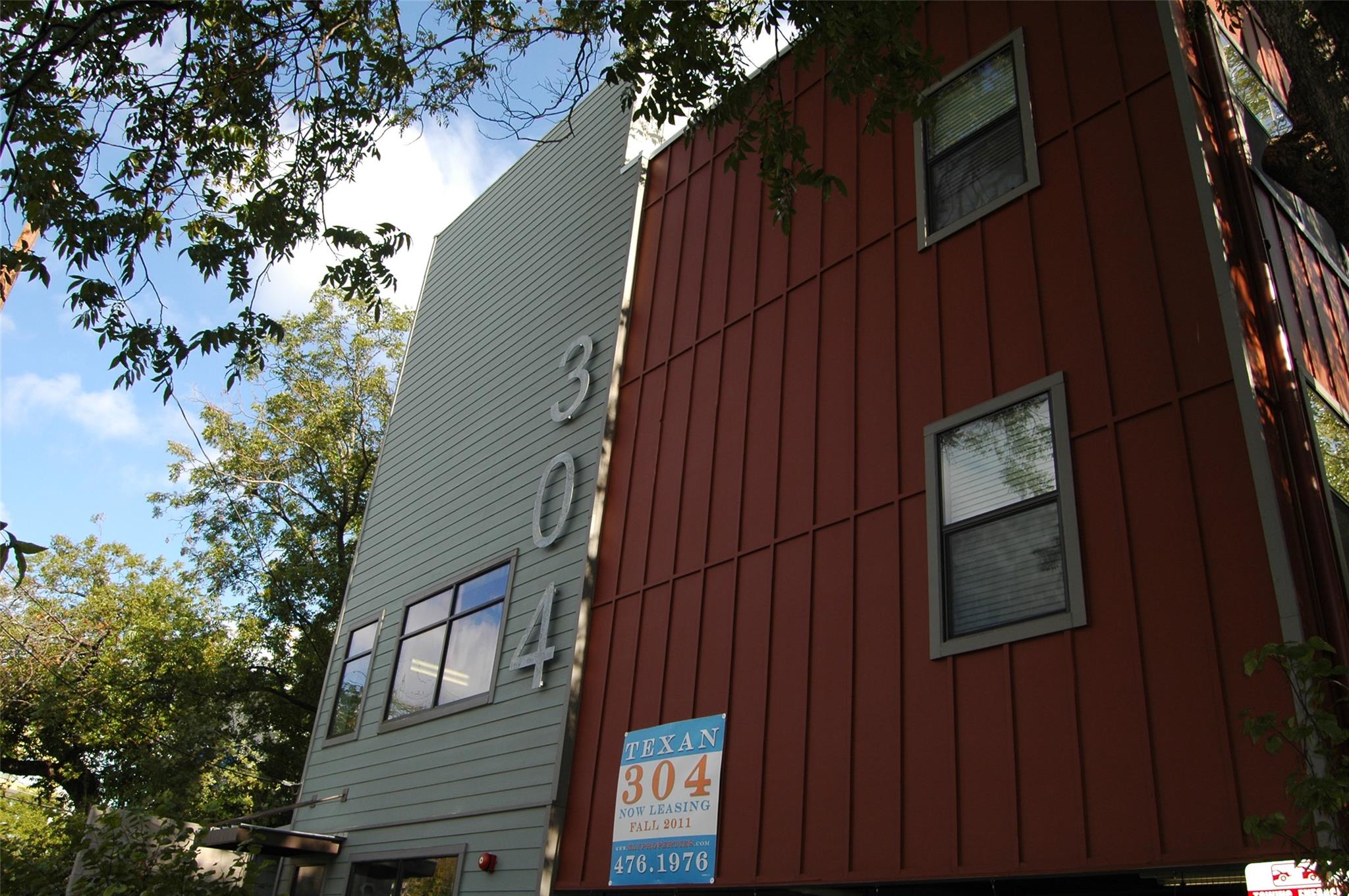 304 E 30th St # 3, Austin, TX 78705