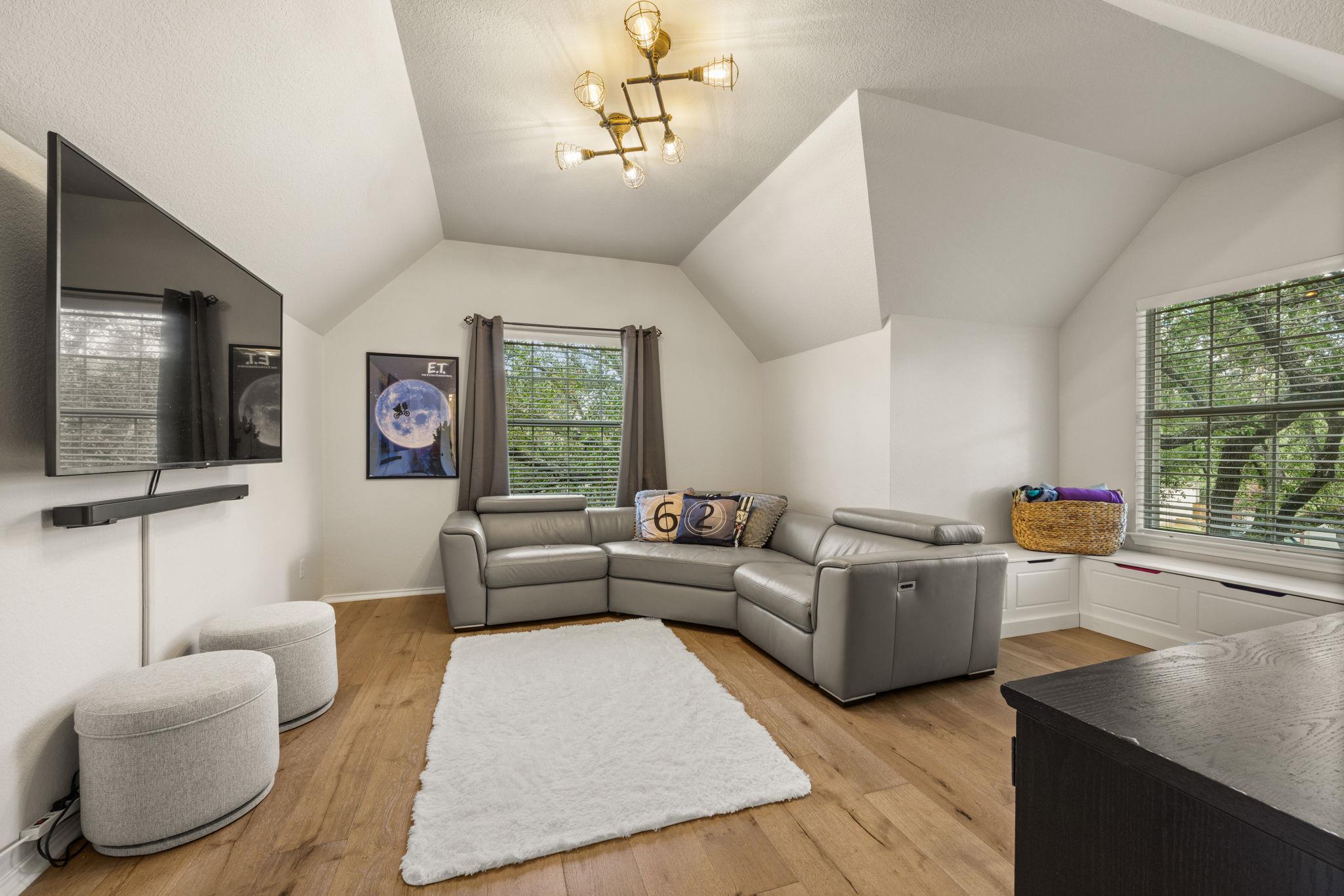 10606 Beckwood Dr, Austin, TX 78726