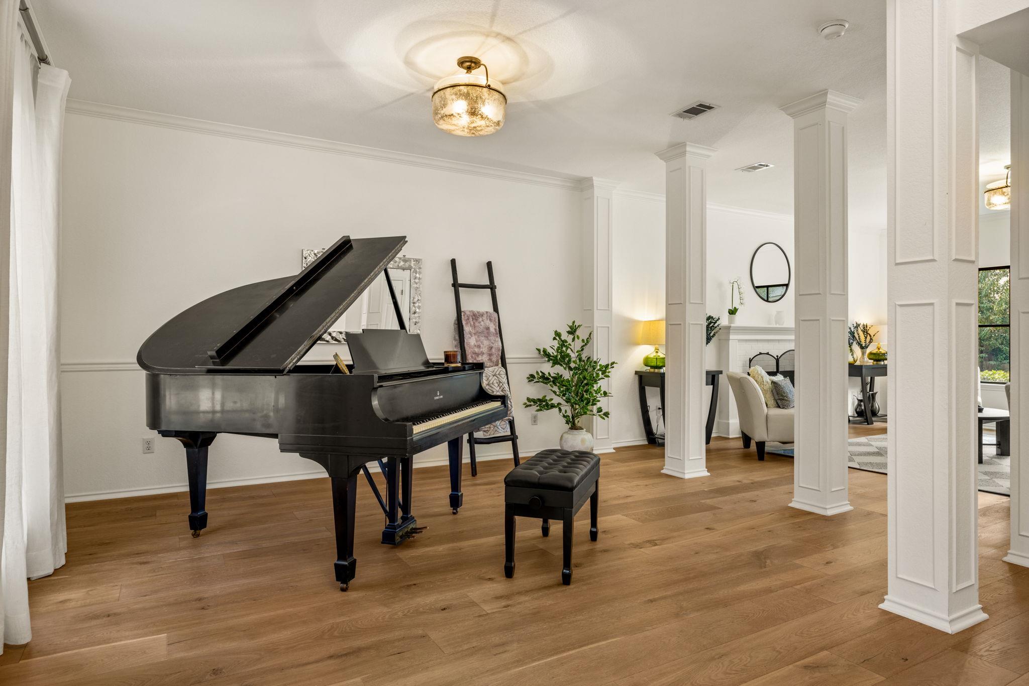 10606 Beckwood Dr, Austin, TX 78726