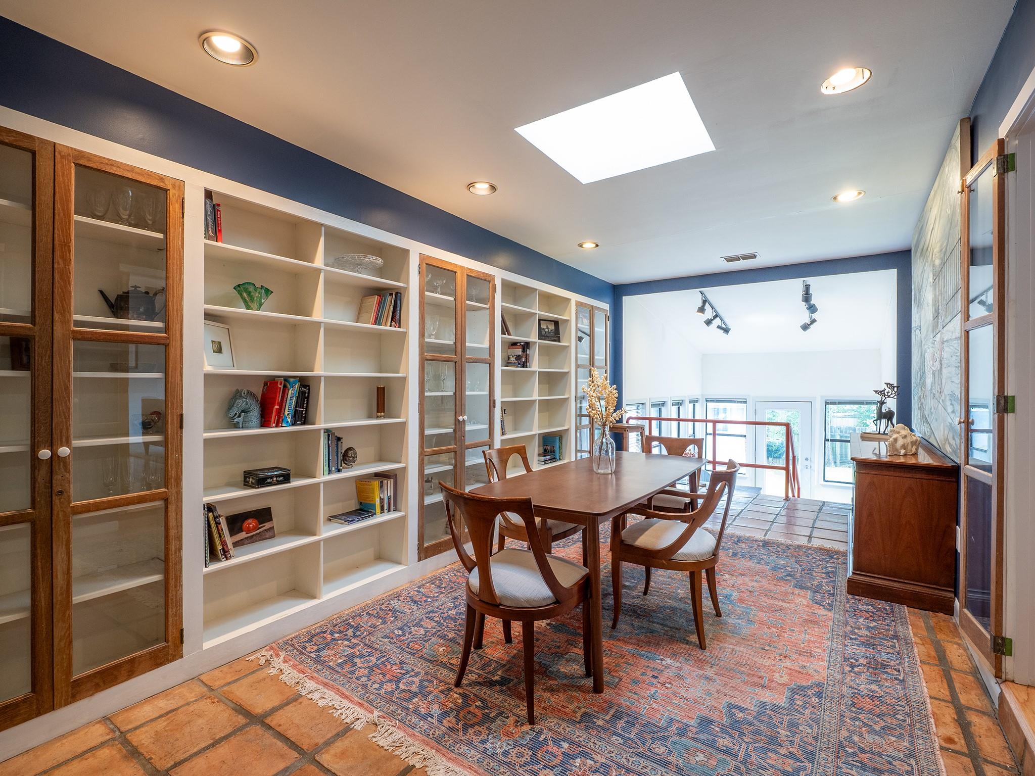 4617 Finley Dr, Austin, TX 78731