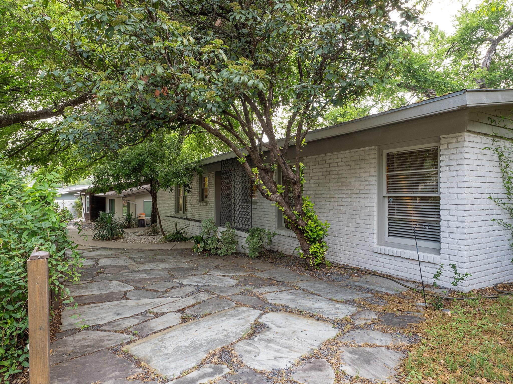 4617 Finley Dr, Austin, TX 78731