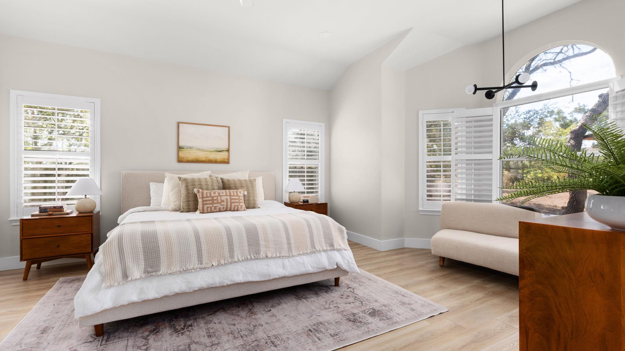 1209 Oak Meadow Dr, Dripping Springs, TX 78620