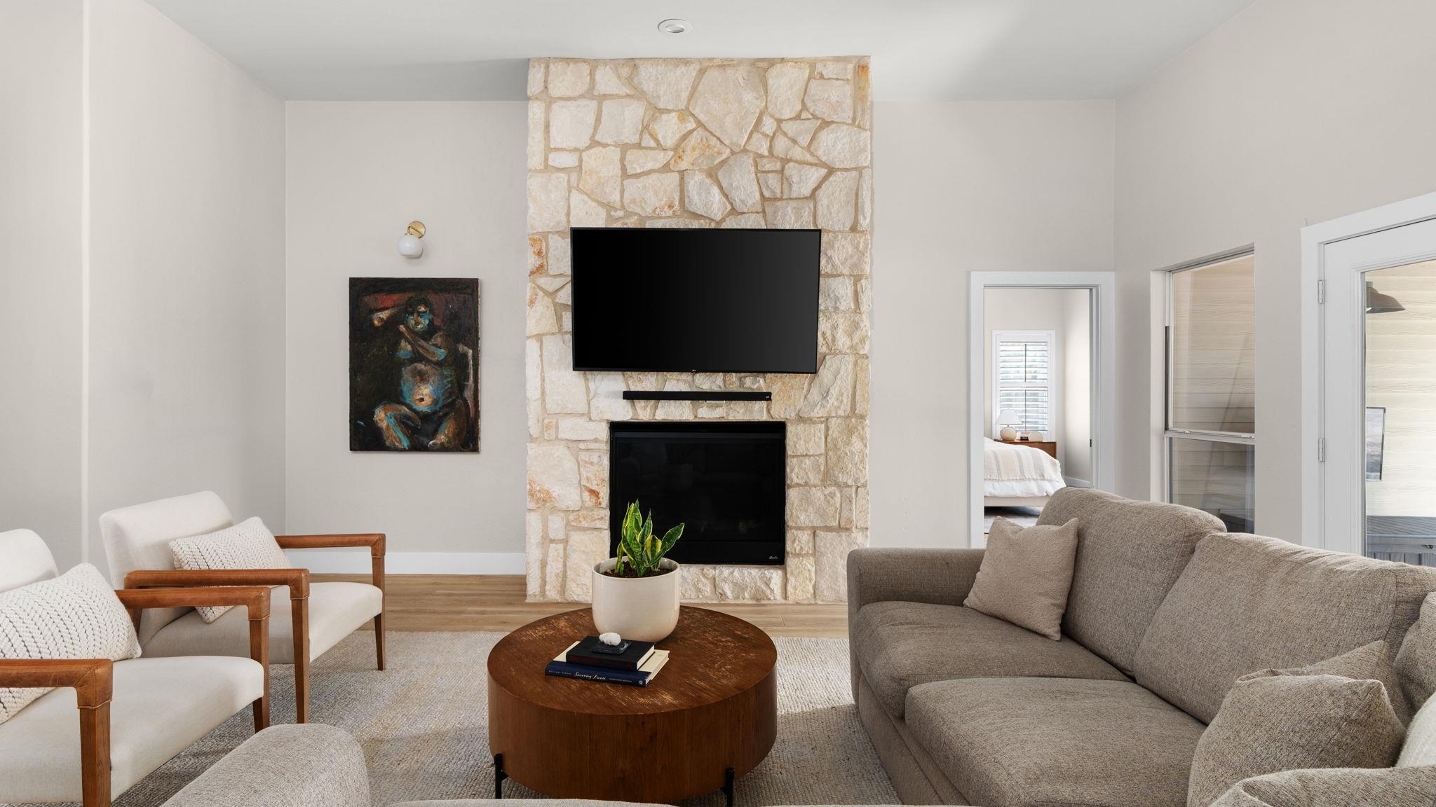 1209 Oak Meadow Dr, Dripping Springs, TX 78620