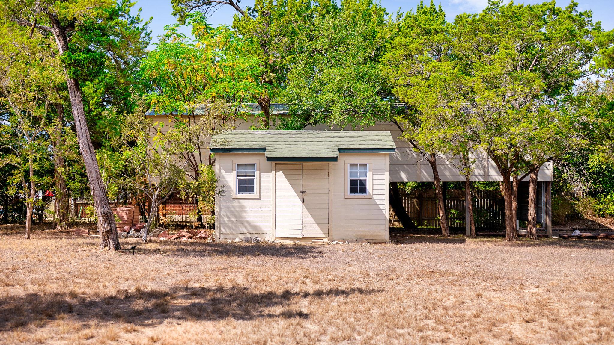 1209 Oak Meadow Dr, Dripping Springs, TX 78620