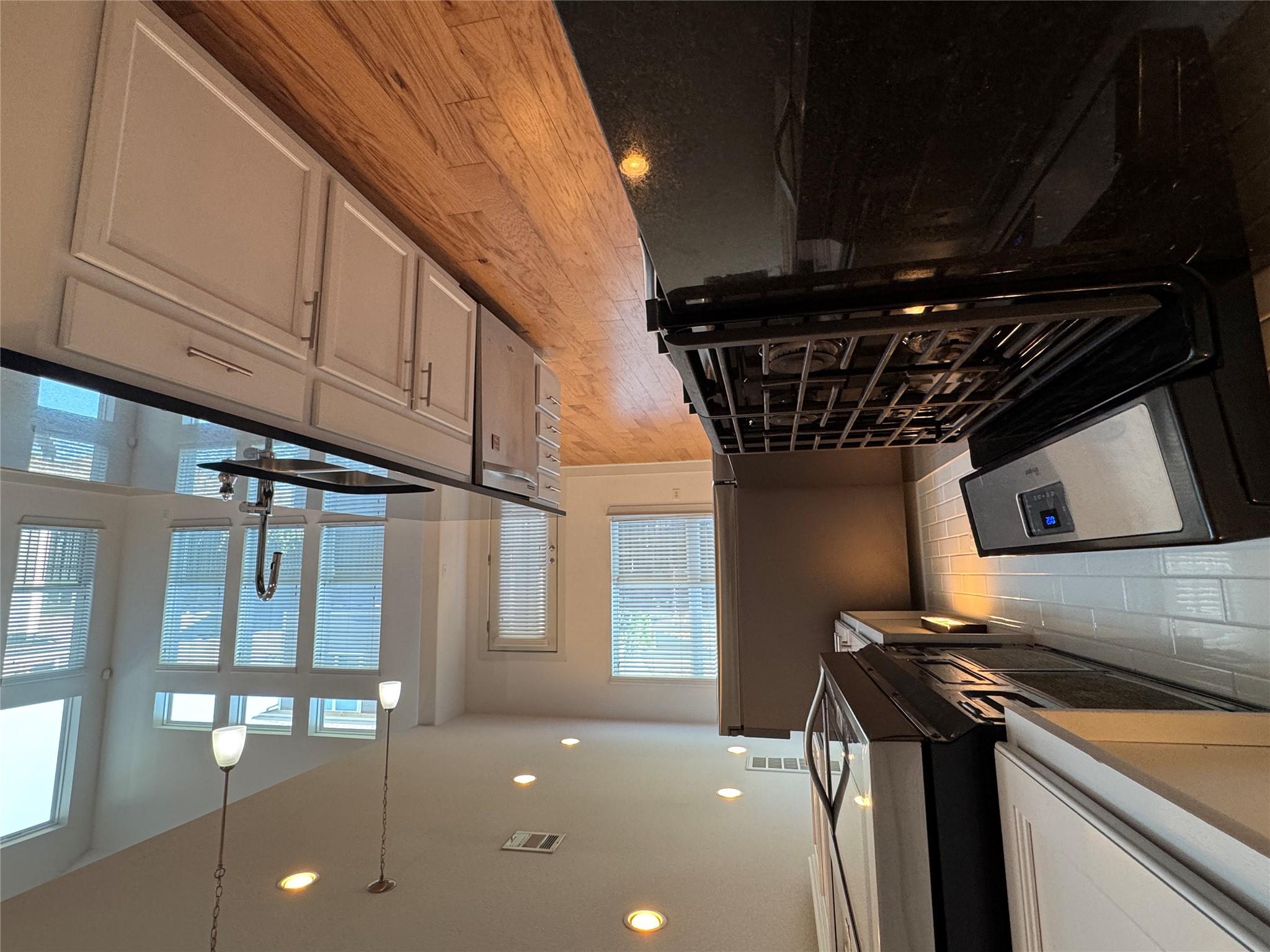 1413 Casa Dr, Austin, TX 78745