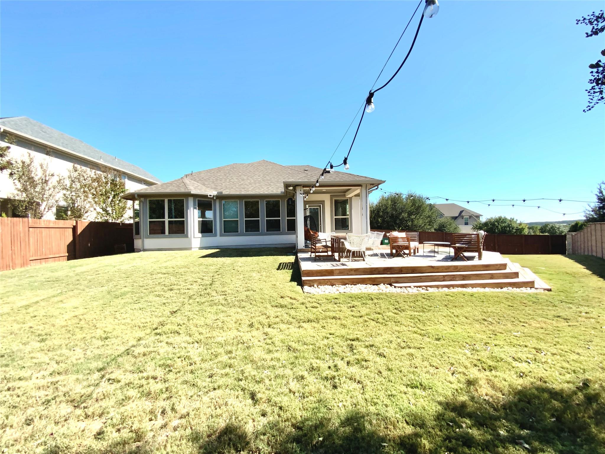 16028 Cinca Terra Dr, Austin, TX 78738