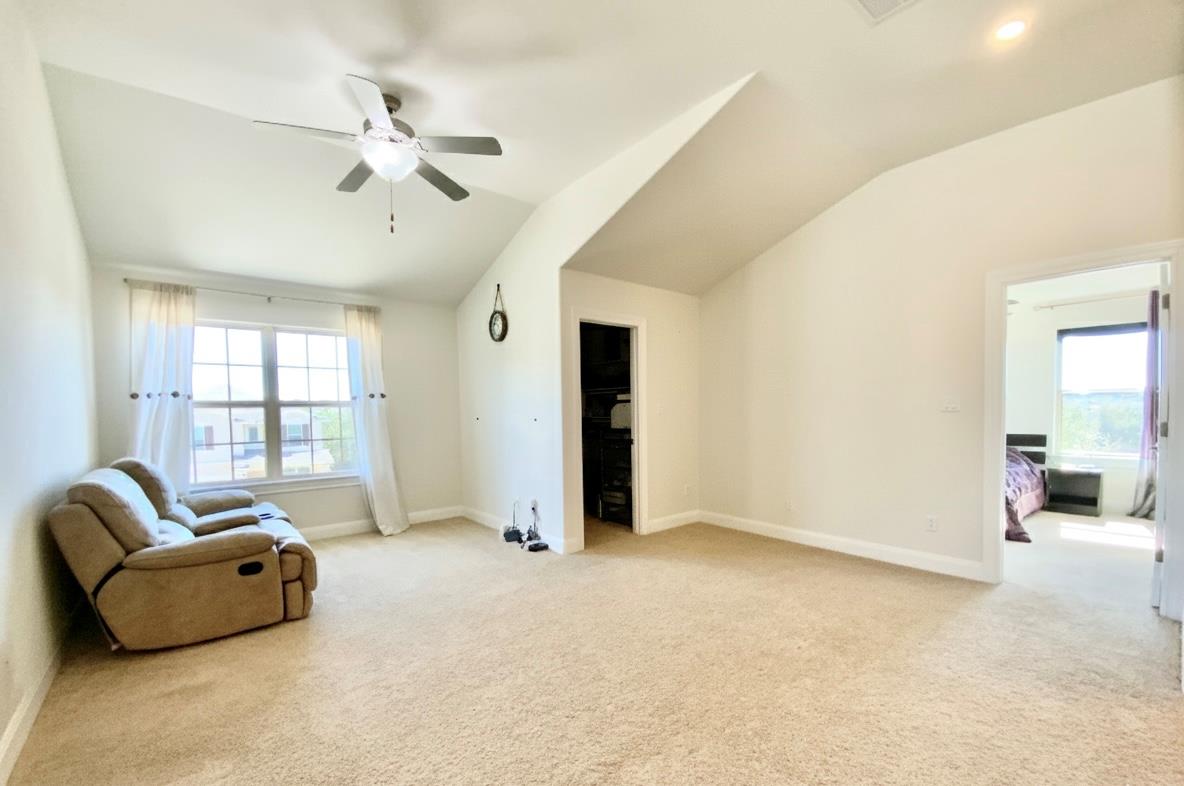 16028 Cinca Terra Dr, Austin, TX 78738