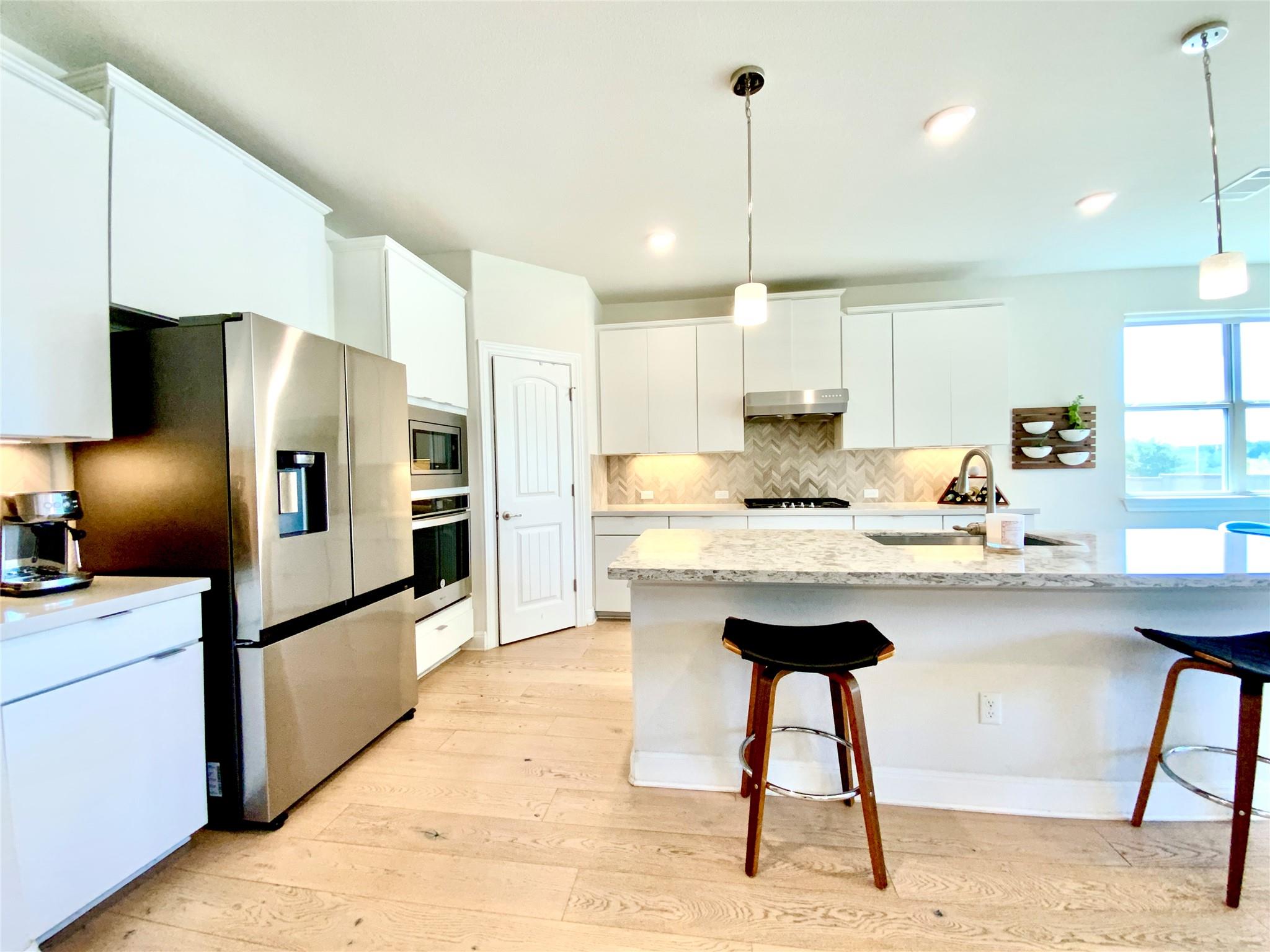 16028 Cinca Terra Dr, Austin, TX 78738