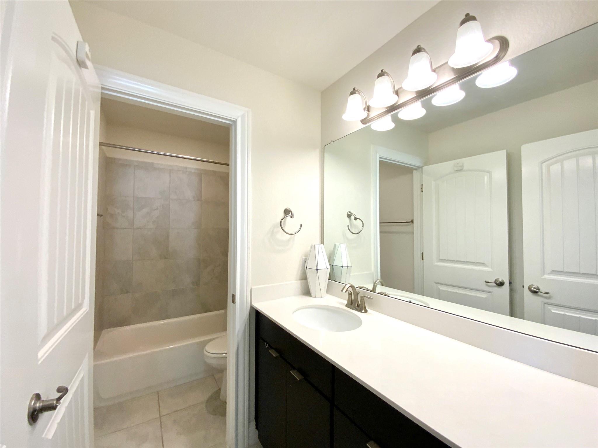 16028 Cinca Terra Dr, Austin, TX 78738