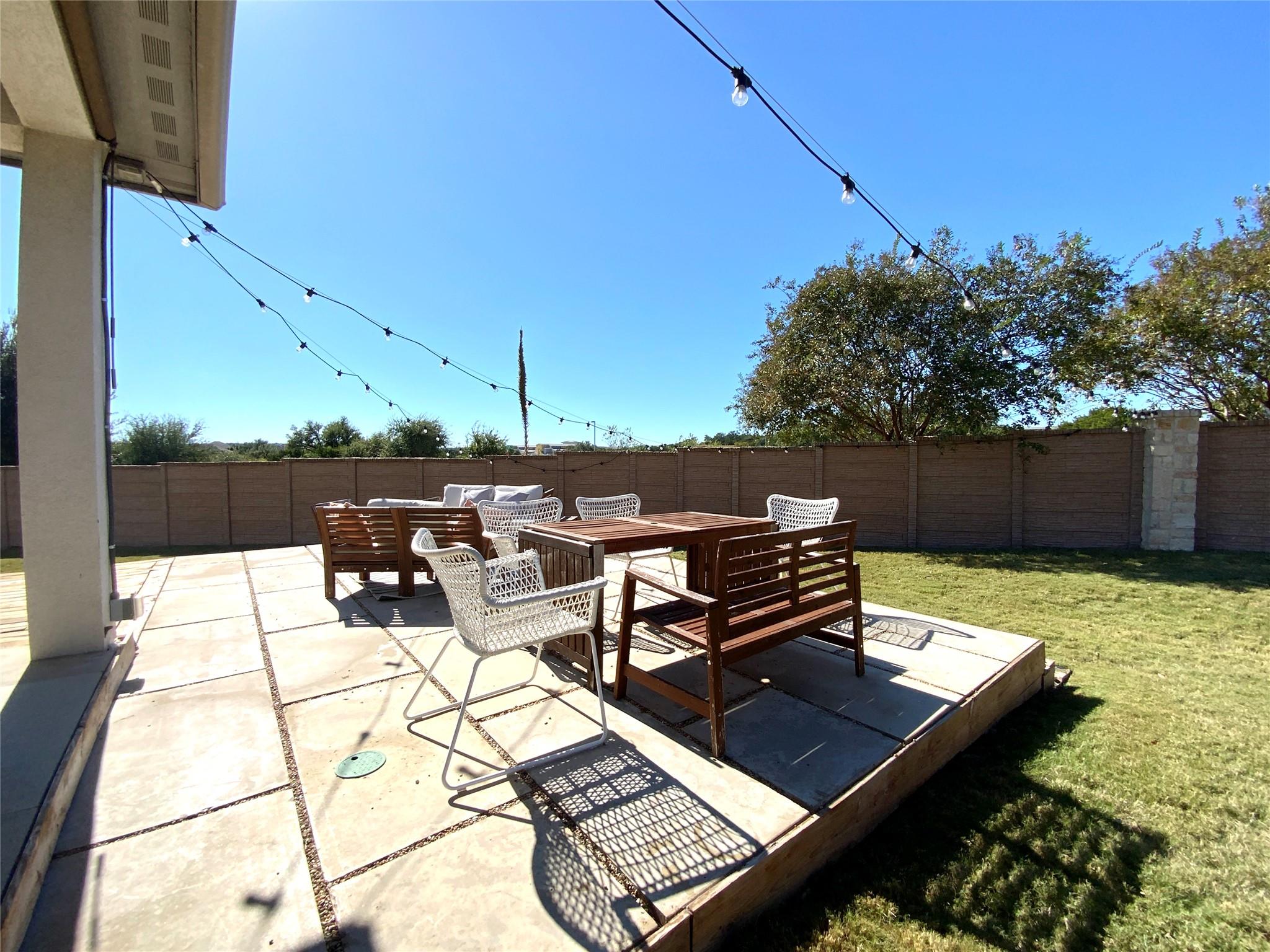 16028 Cinca Terra Dr, Austin, TX 78738