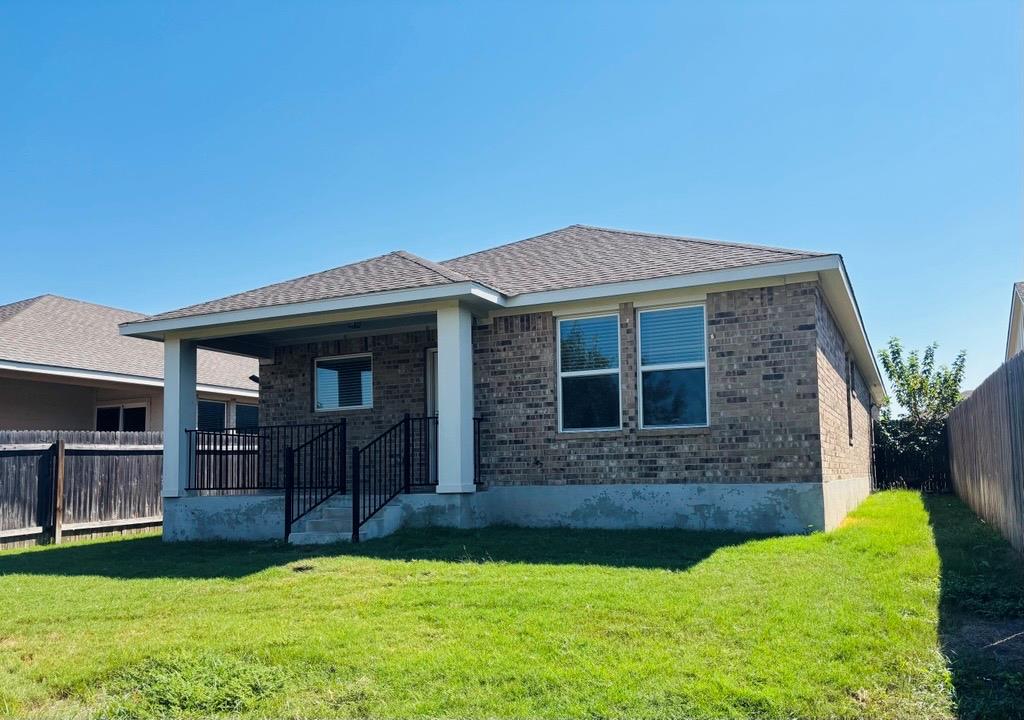 1310 Walden Pond Dr, Pflugerville, TX 78660