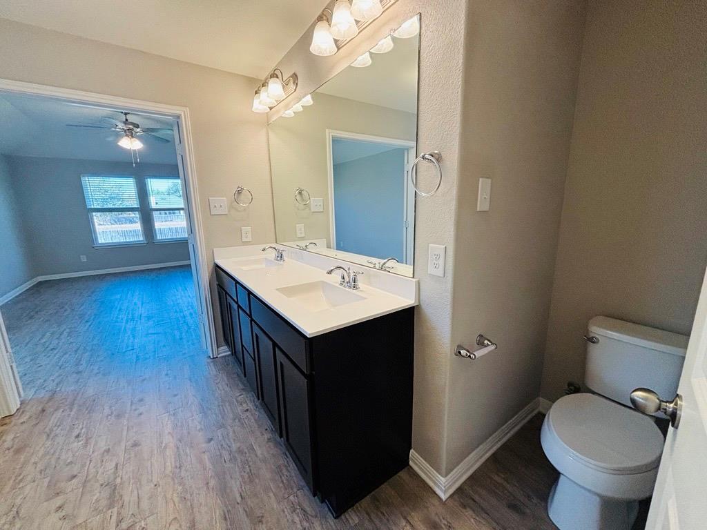 1310 Walden Pond Dr, Pflugerville, TX 78660