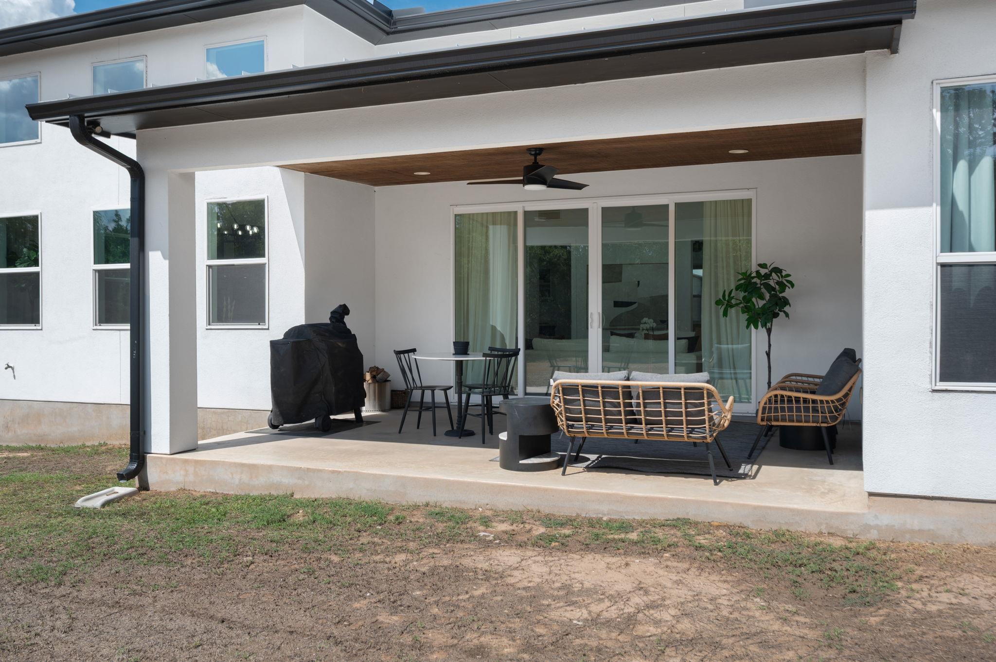 307 Chisholm Trl, Bastrop, TX 78602