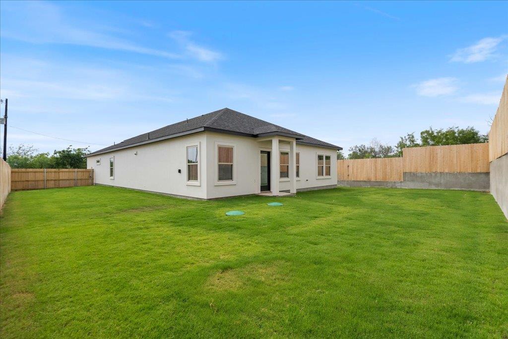 223 Timberline Dr, Burnet, TX 78611