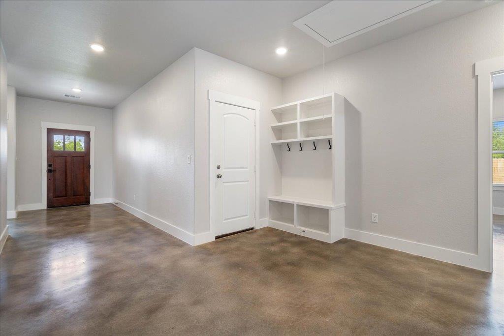 223 Timberline Dr, Burnet, TX 78611