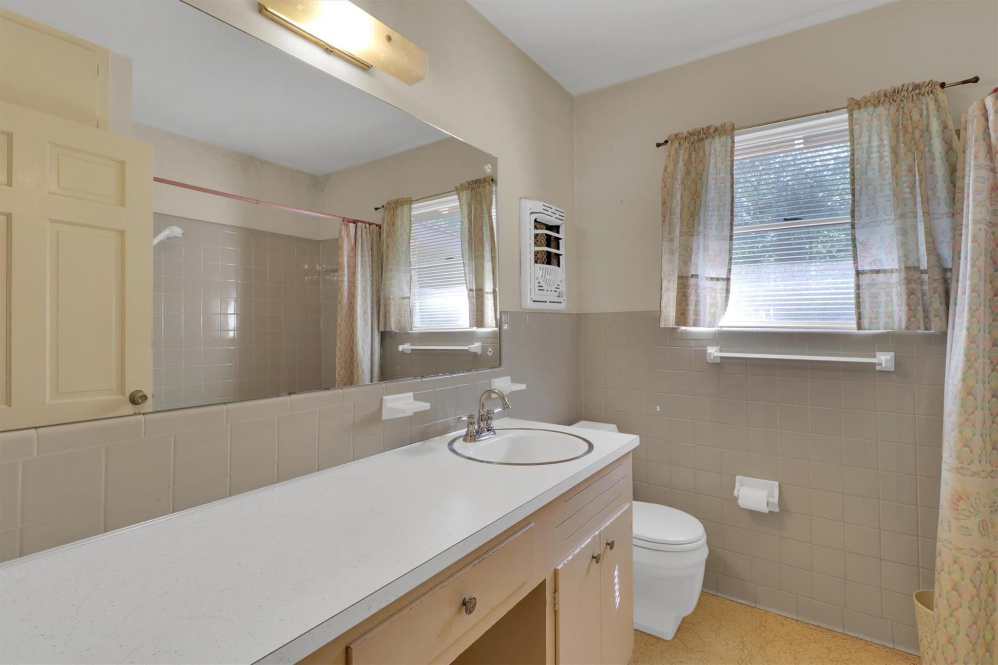 1109 Hollybluff St, Austin, TX 78753